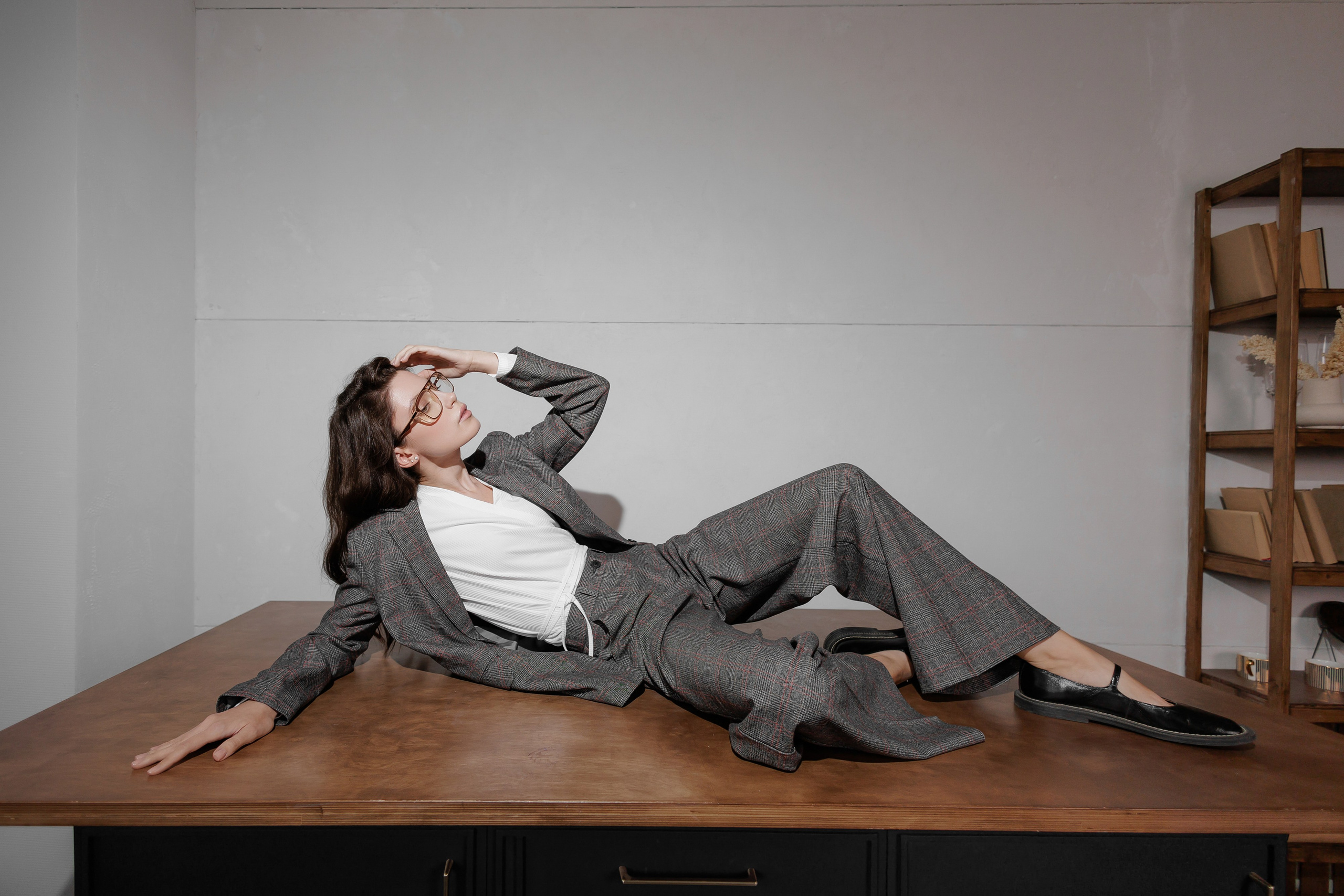 Bianelli — нейтральный фон. Фото и видео контент за одну съемку — Веретенников Егор