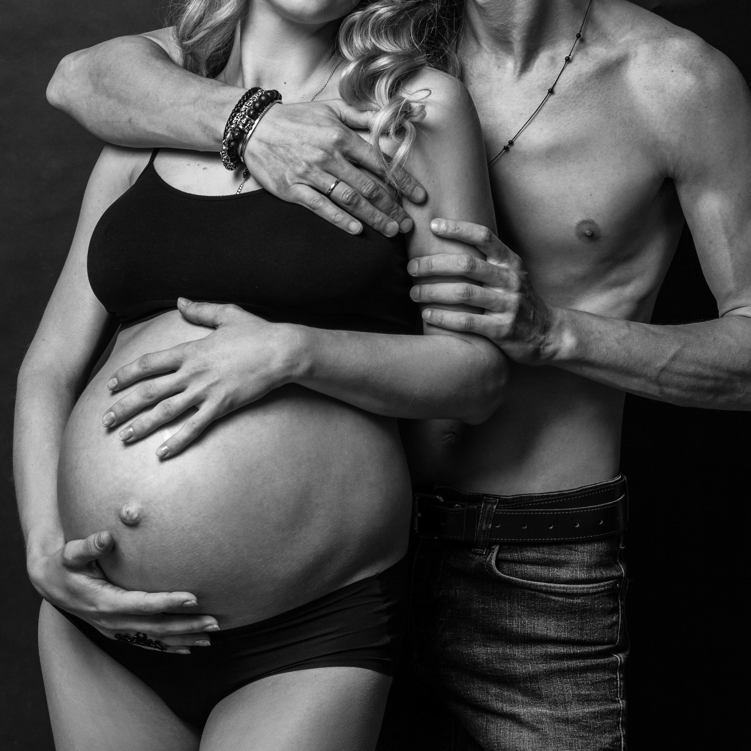 Фотосъемка беременных. Фотостудия «Gelios». Фотосессии в Калининграде