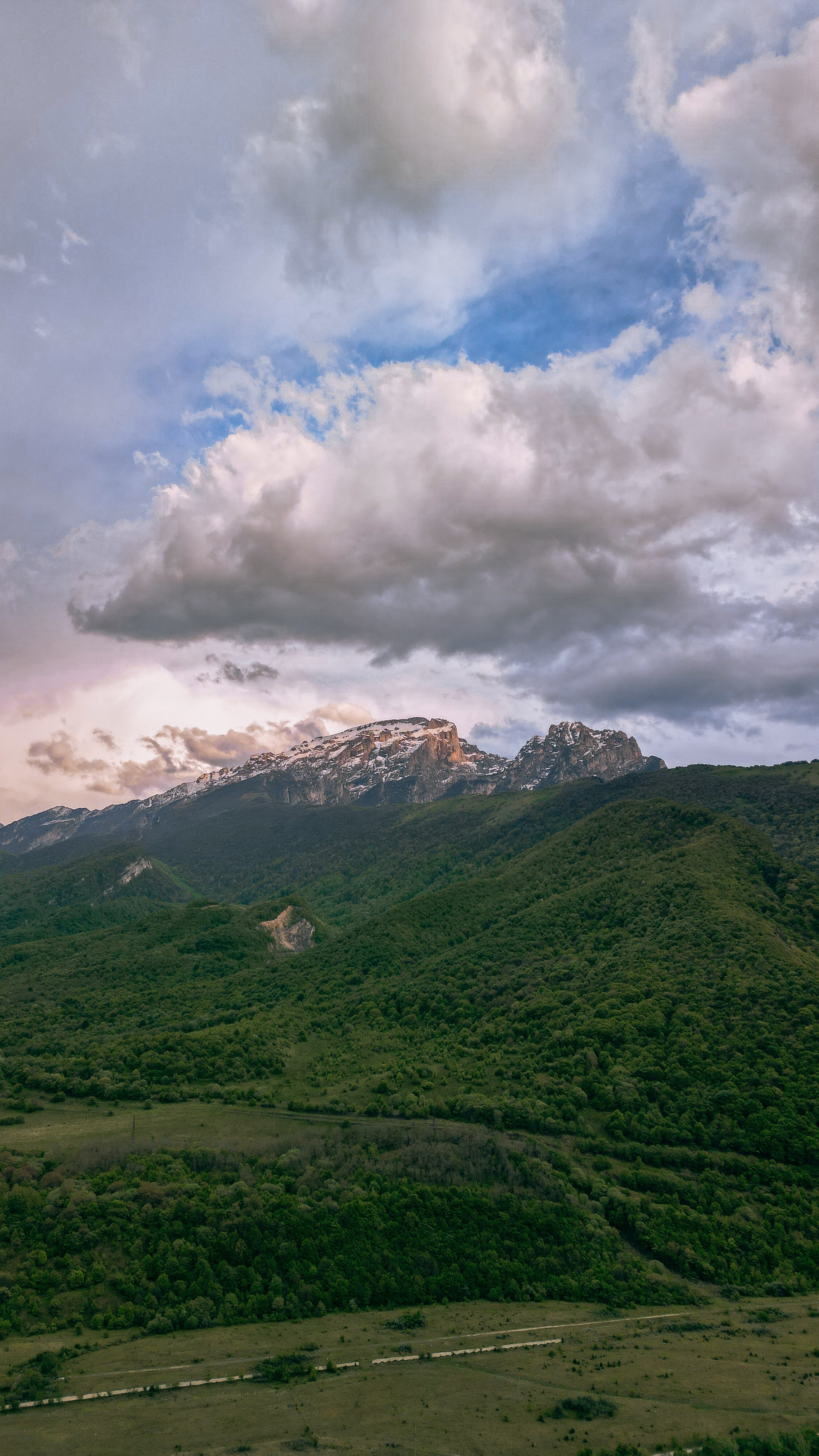Грузия 2023. Человек с фотокамерой