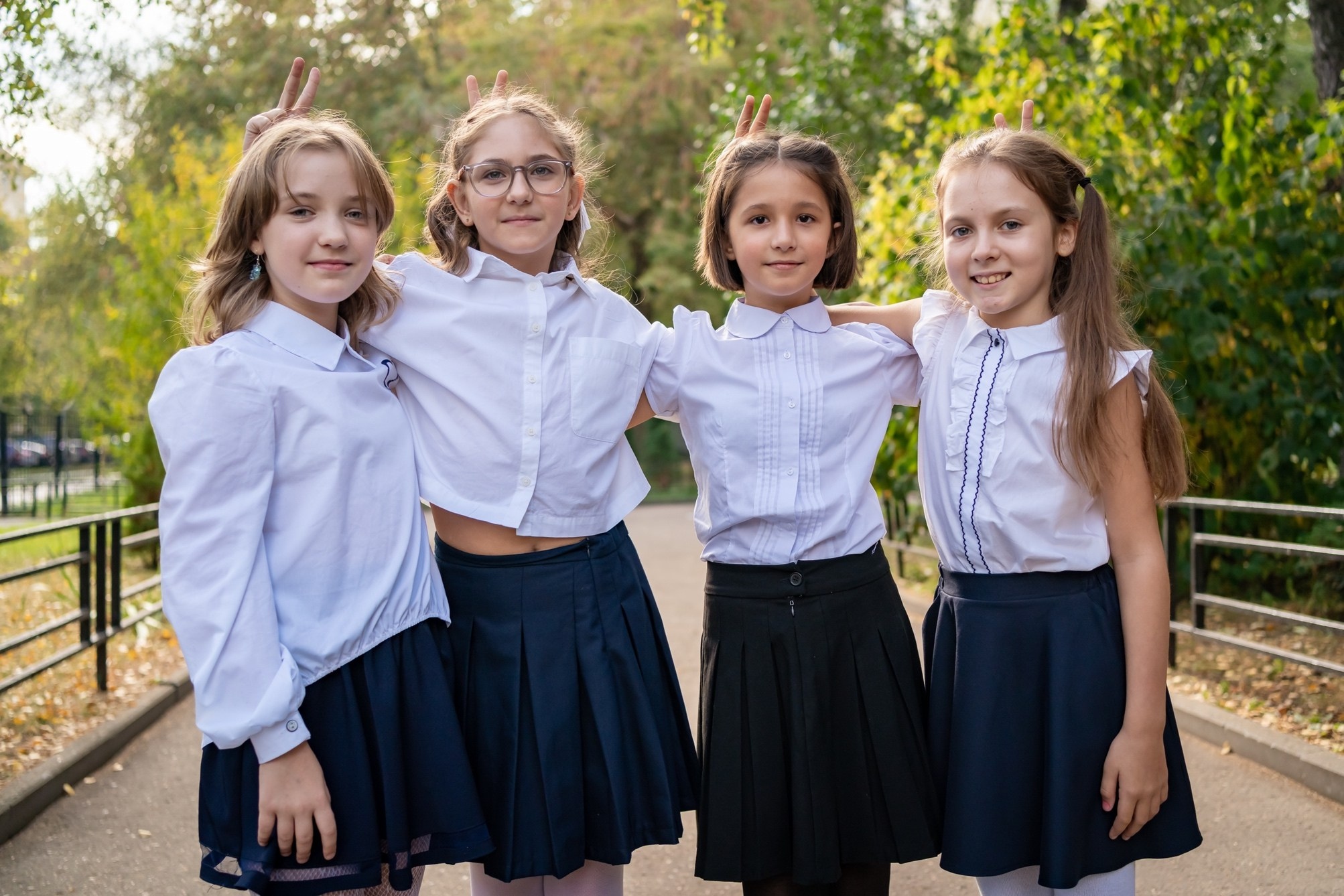 Выпускники начальной школы. Семейный фотограф Варвара Сорока в городе Москве