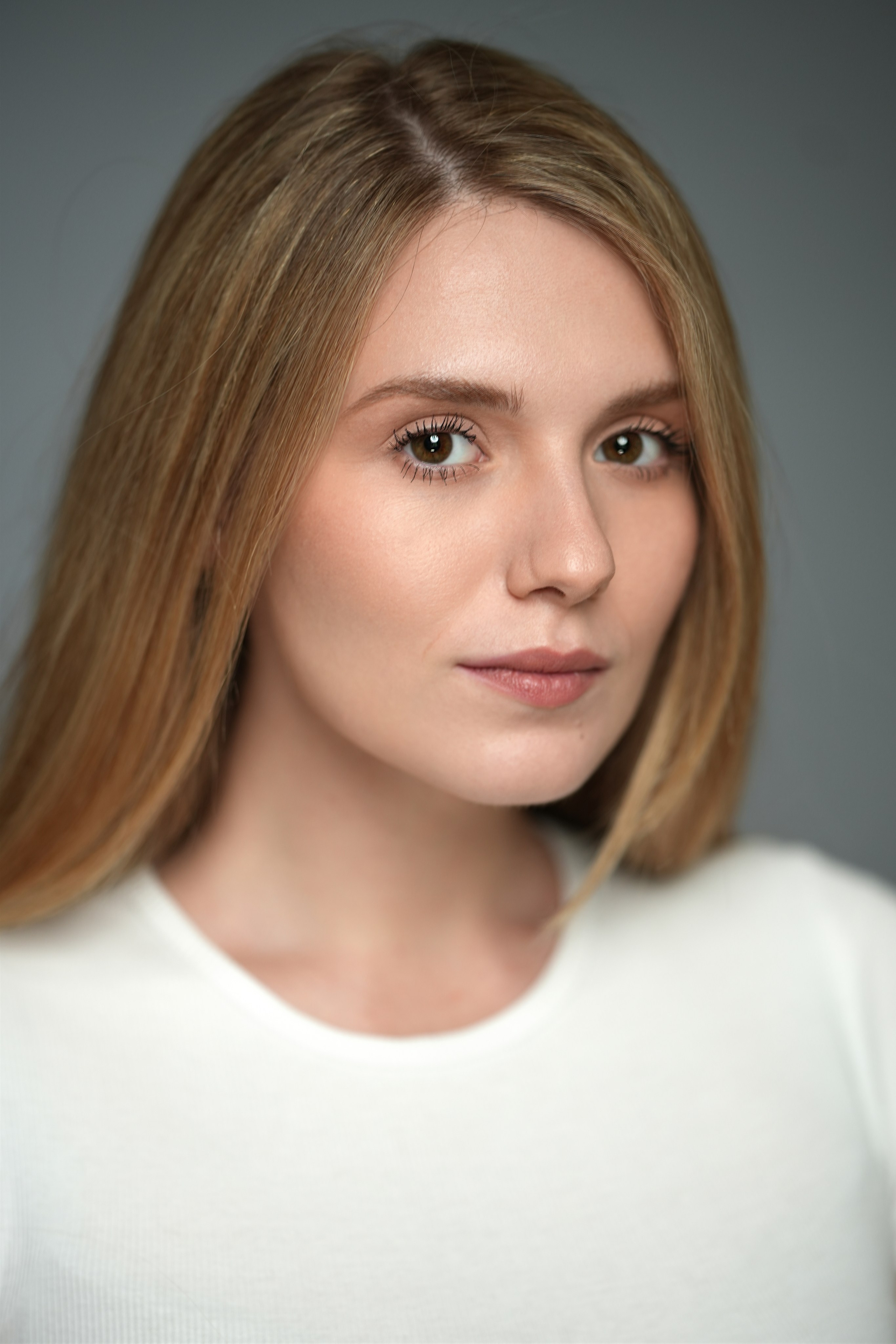 Анастасия Ровенских актерское портфолио. Портретная съемка в Москве, студийный фотограф Игорь Фомин