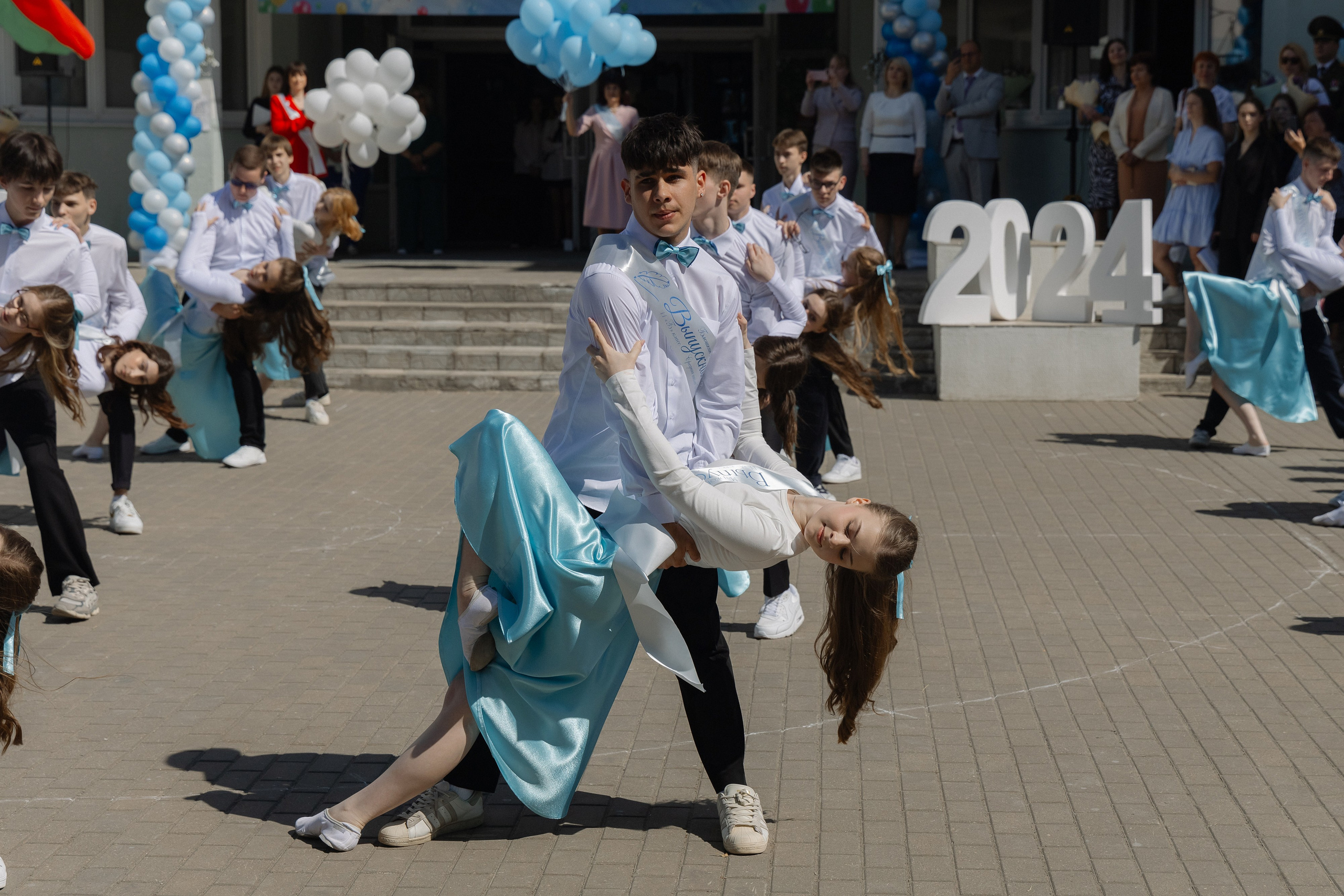 Последний звонок 2024. Свадебный фотограф в Минске/Беларуси Сергей Спиридонов