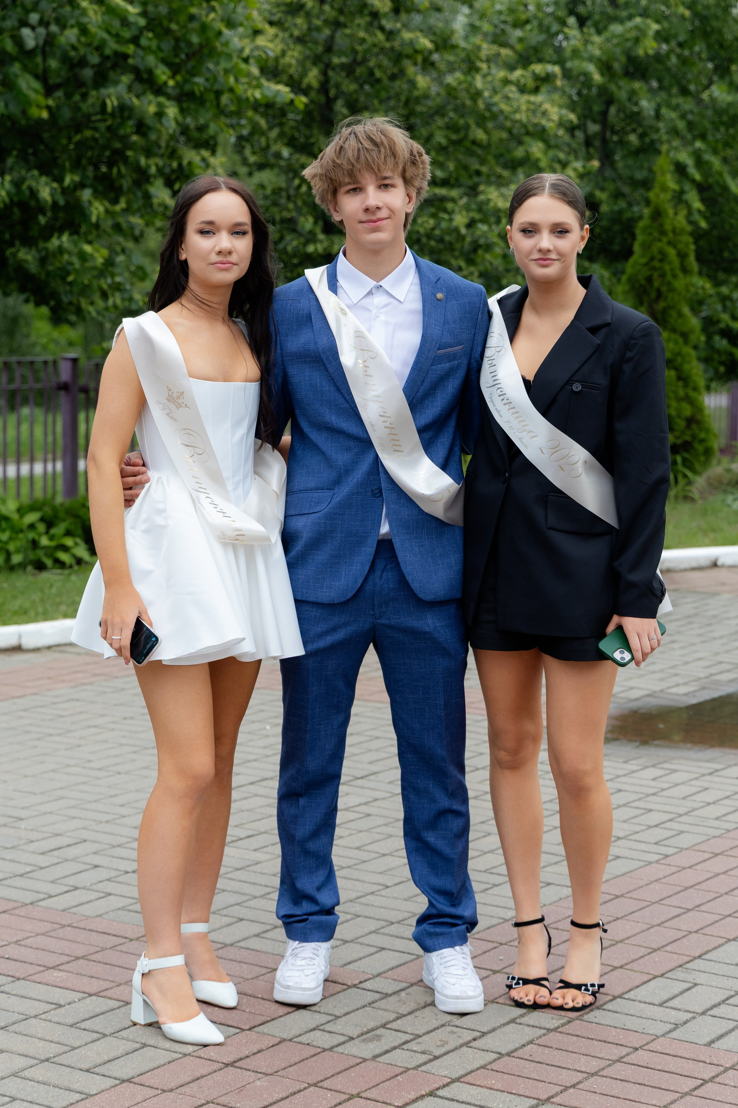 Школьный выпускной 2025 год в Минске, Беларуси. Свадебный фотограф в Минске/Беларуси Сергей Спиридонов