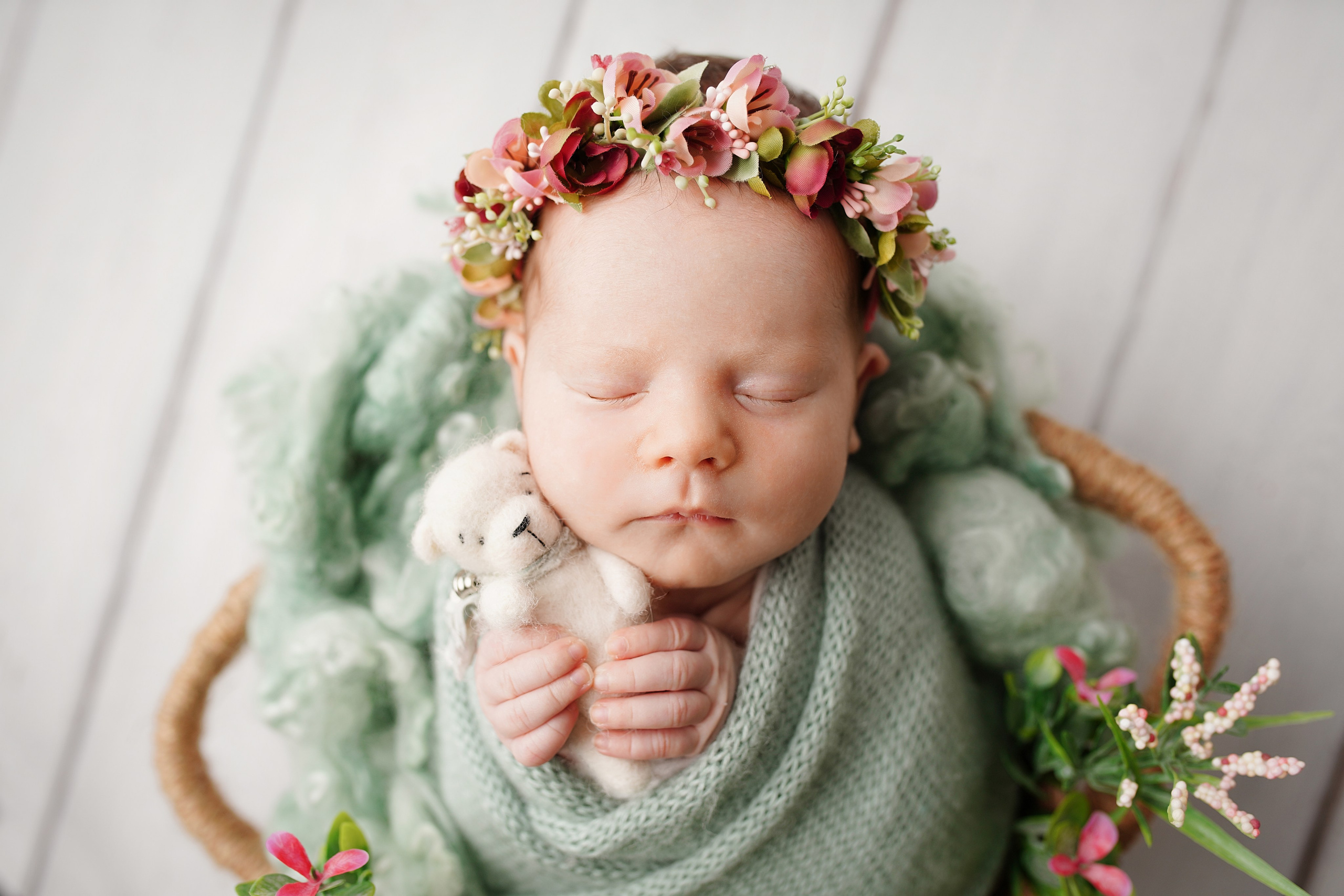 Кокон. Детский фотограф и фотограф новорожденных в Калининград Оксана Иваний