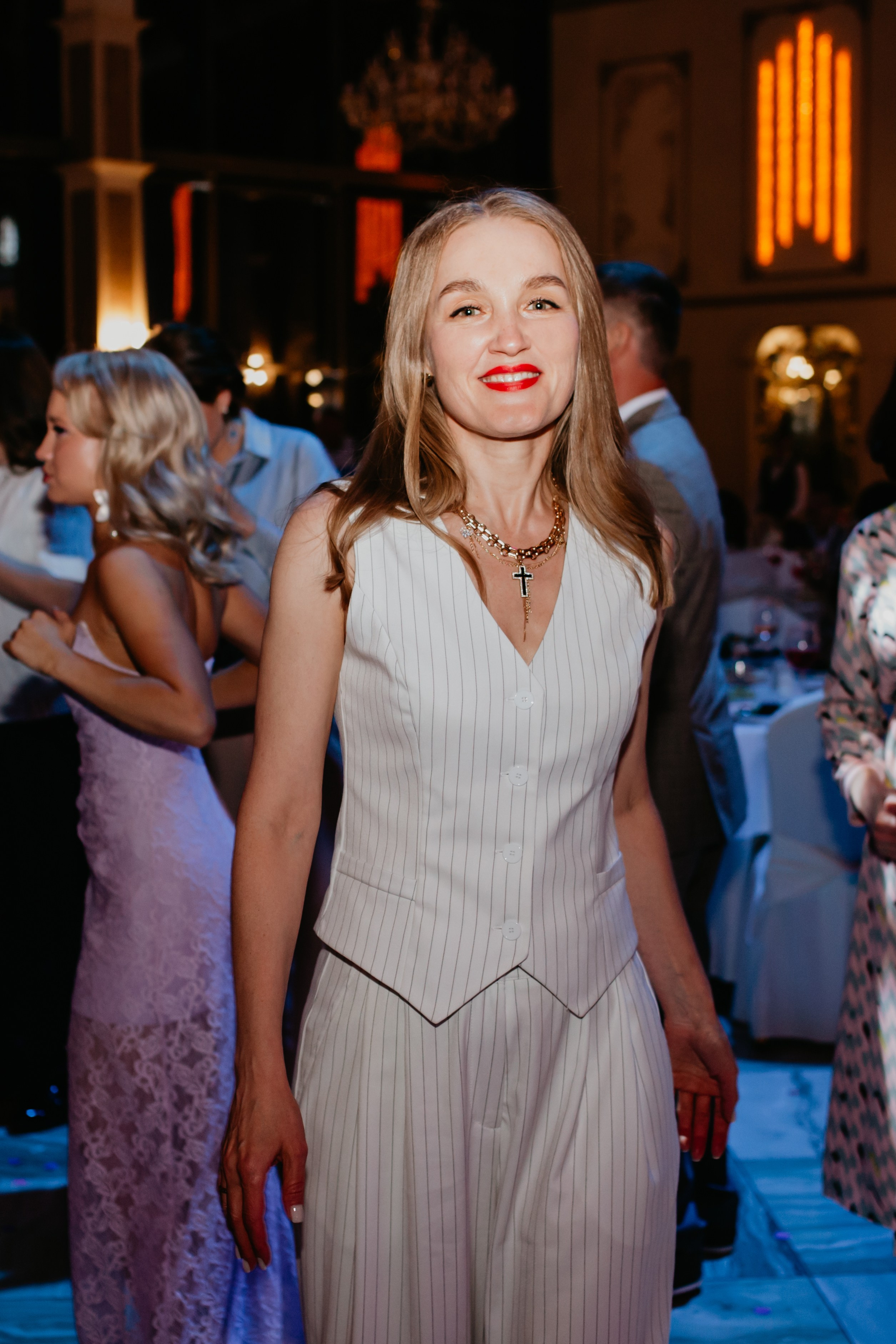 Выпускной. 11 лицей. Фотограф в Челябинске Ополихина Анна