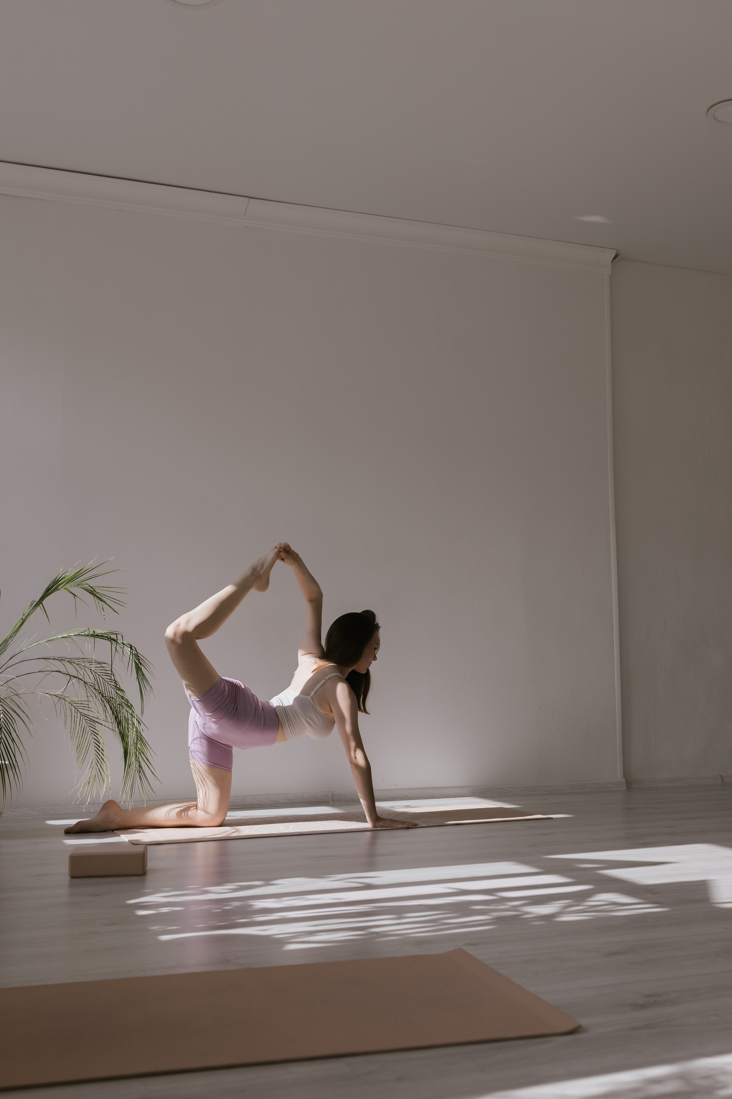 Студия йоги и растяжки SF studio. Свадебный и женский фотограф в Санкт-Петербурге Муртеева Екатерина