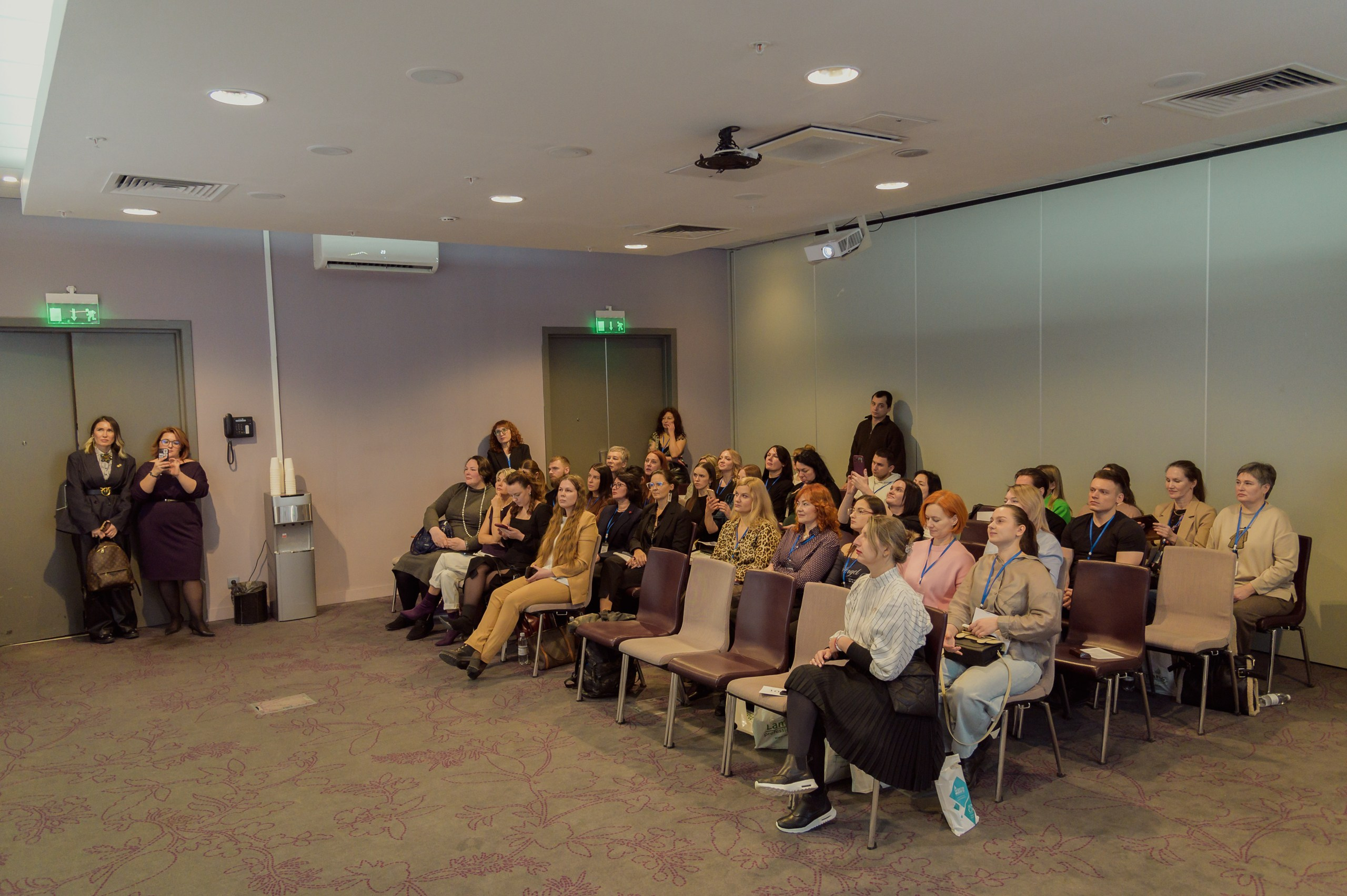 Конференция массажистов. Фотограф в Тюмени Александр Григоров