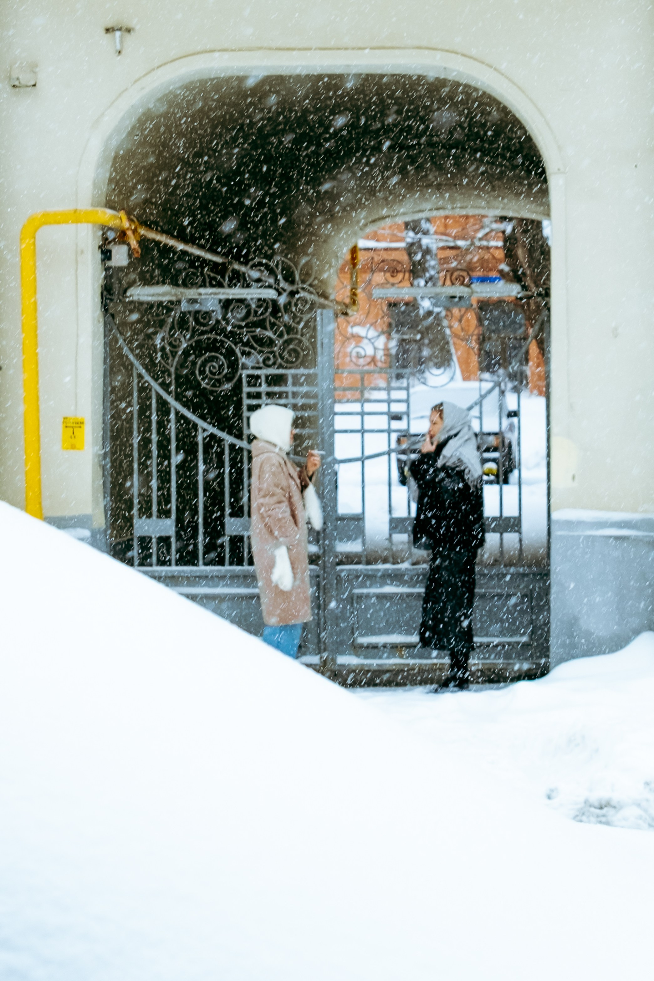 Street: снежная Москва