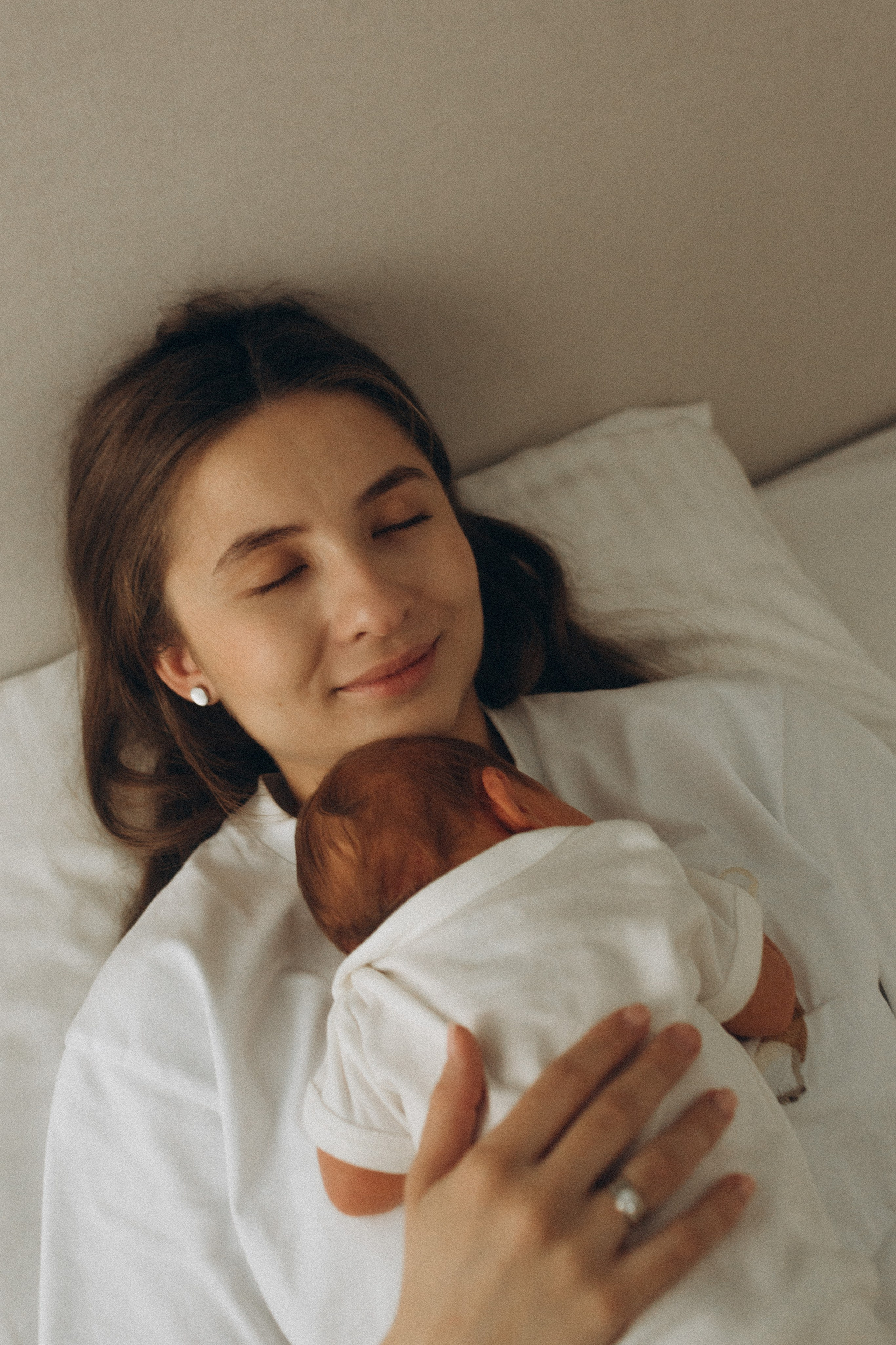 Про Оливию и Лунну. -