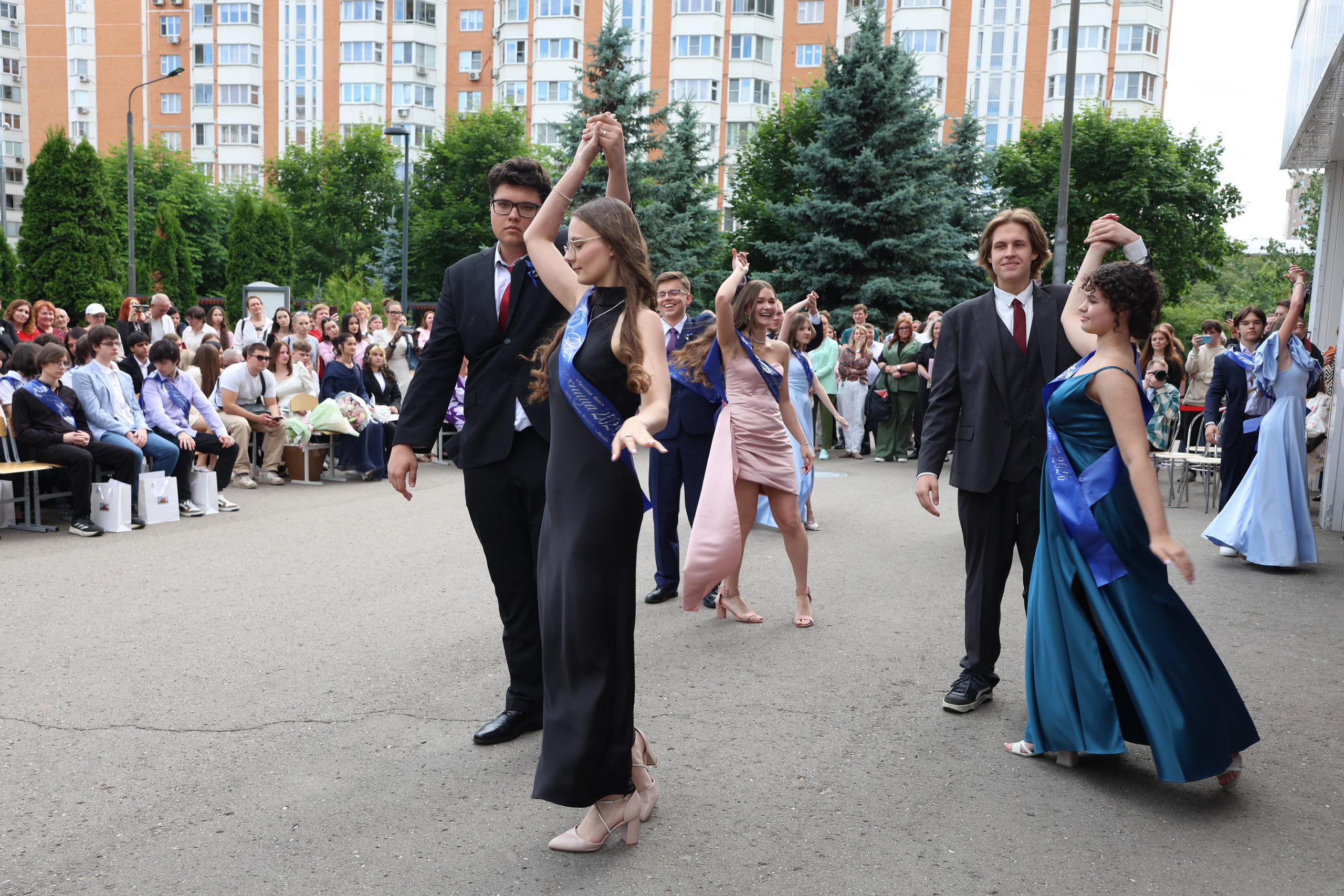 26/06/26. Школьные выпускные альбомы в Москве Марина Николаева