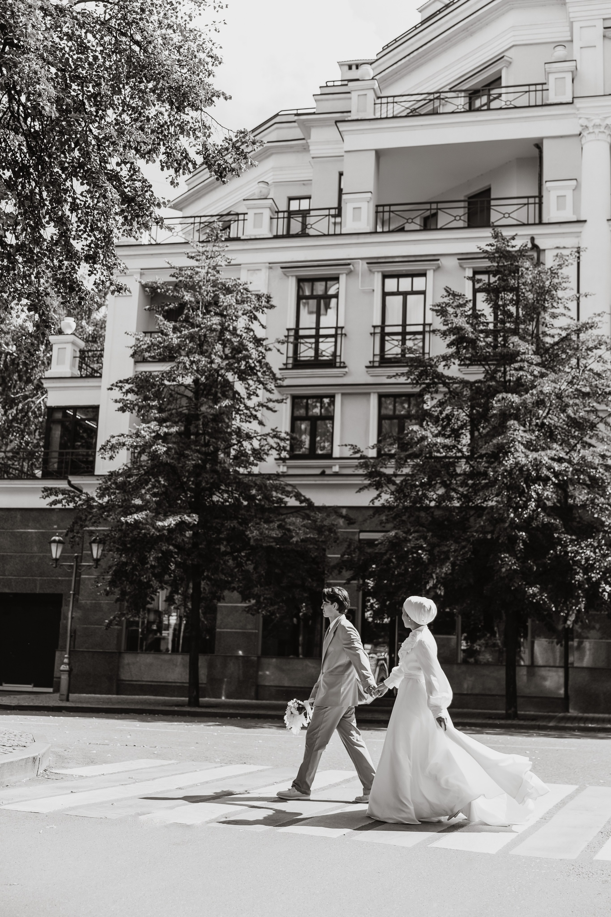 Городская фотосессия для мусульманки: стиль и скромность на улицах Казани