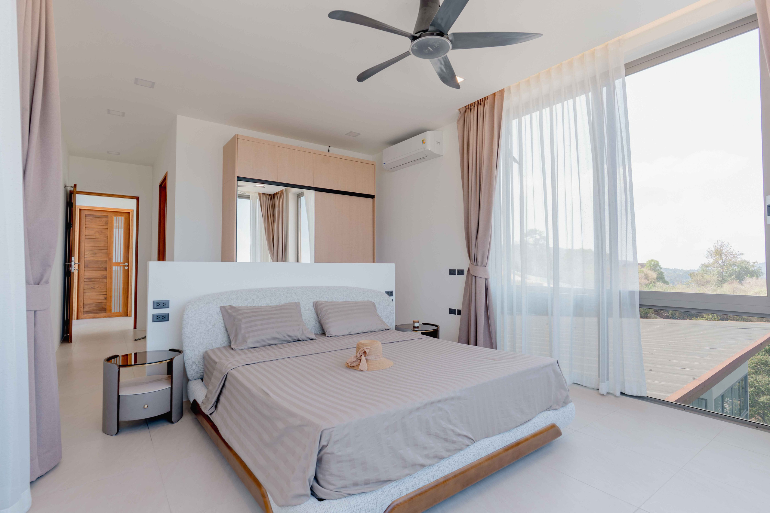 Villa 7. Toros Life — videographer and photographer in Thailand (Koh Samui, Koh Phangan)