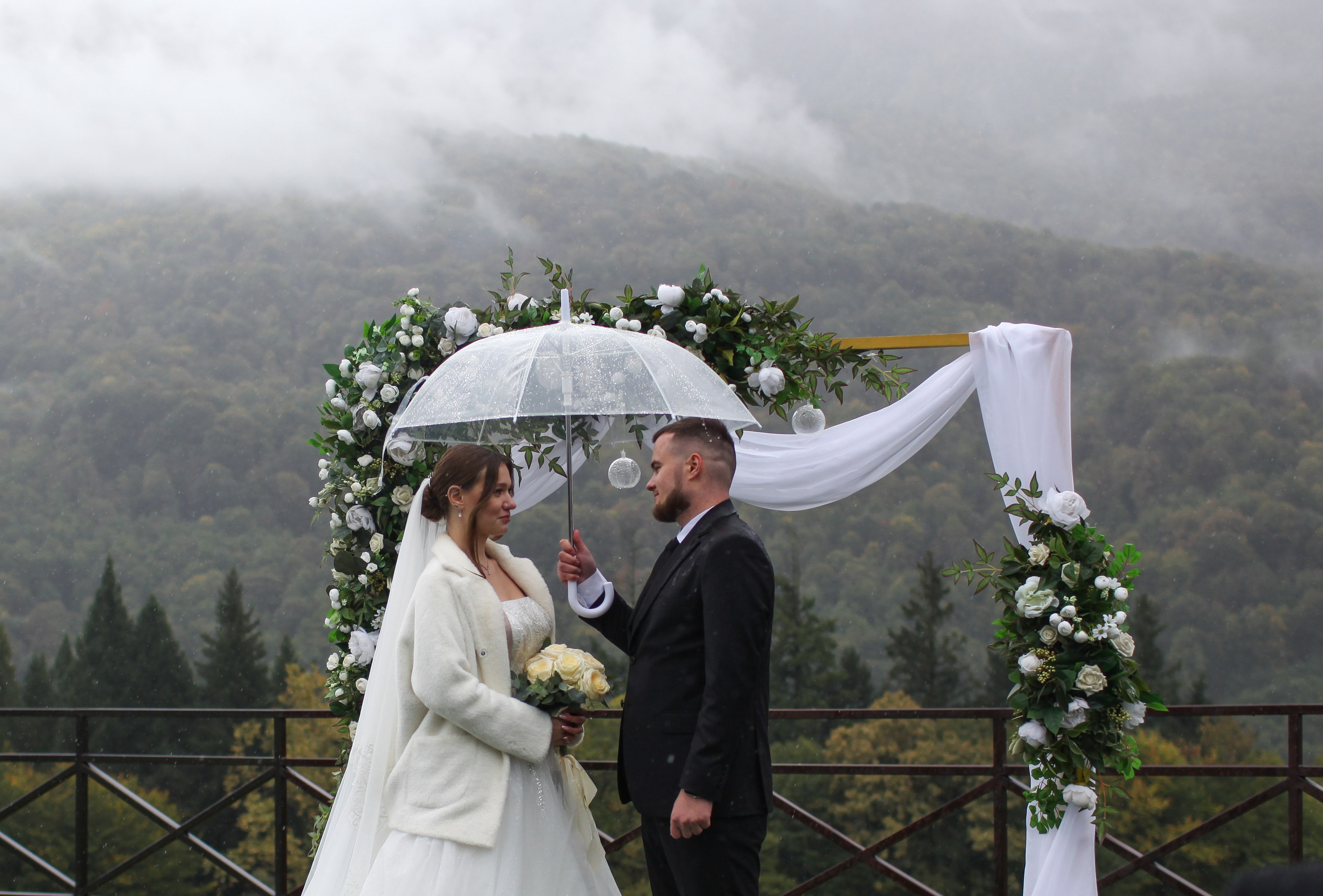 Свадебный фотограф в Сочи, красивая локация для свадьбы в Сочи