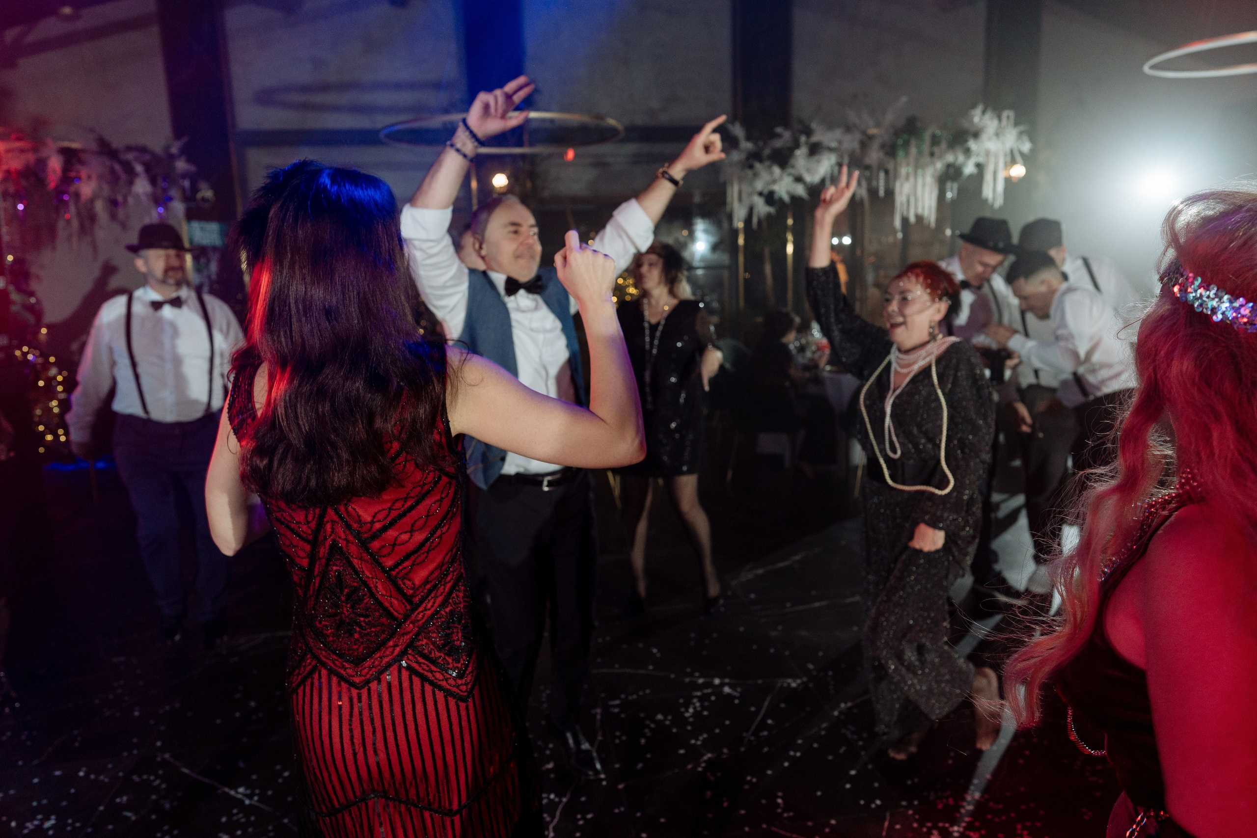 Альбион Тур