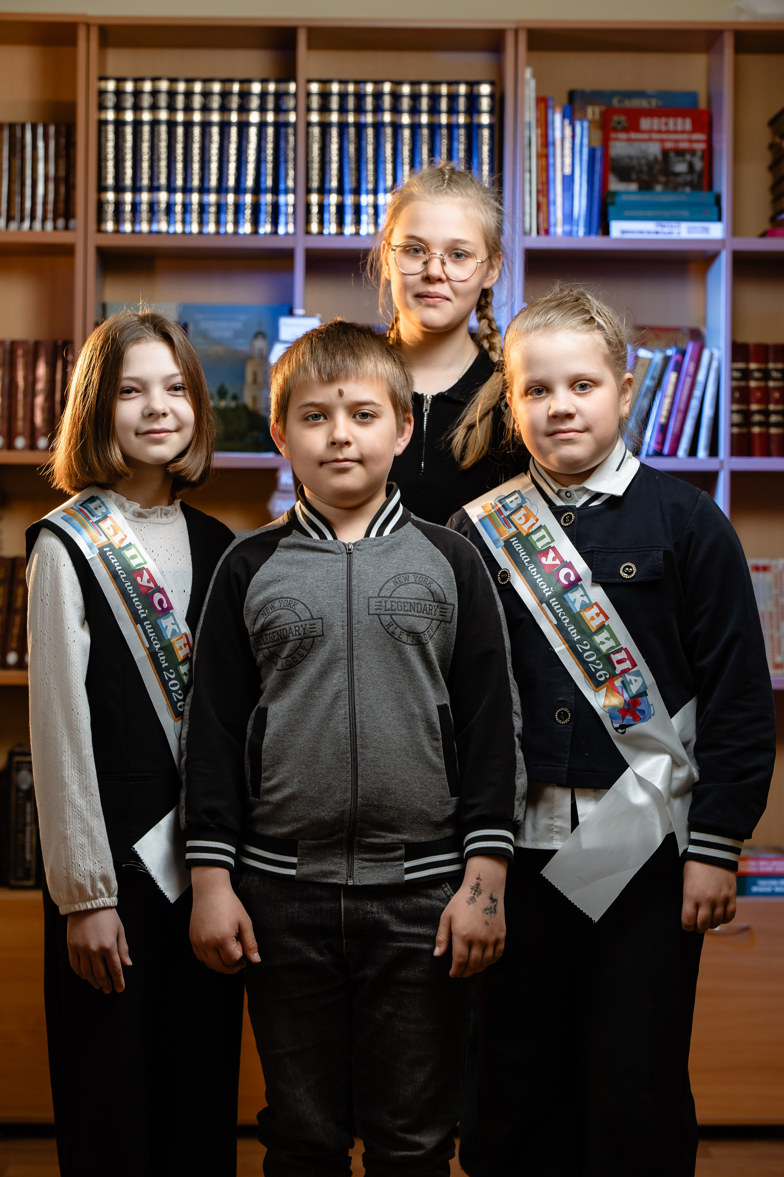 📸 Анонс фотосессии 4 «А» класса, школа № 2, город Пошехонье. Фотограф Михаил Александров