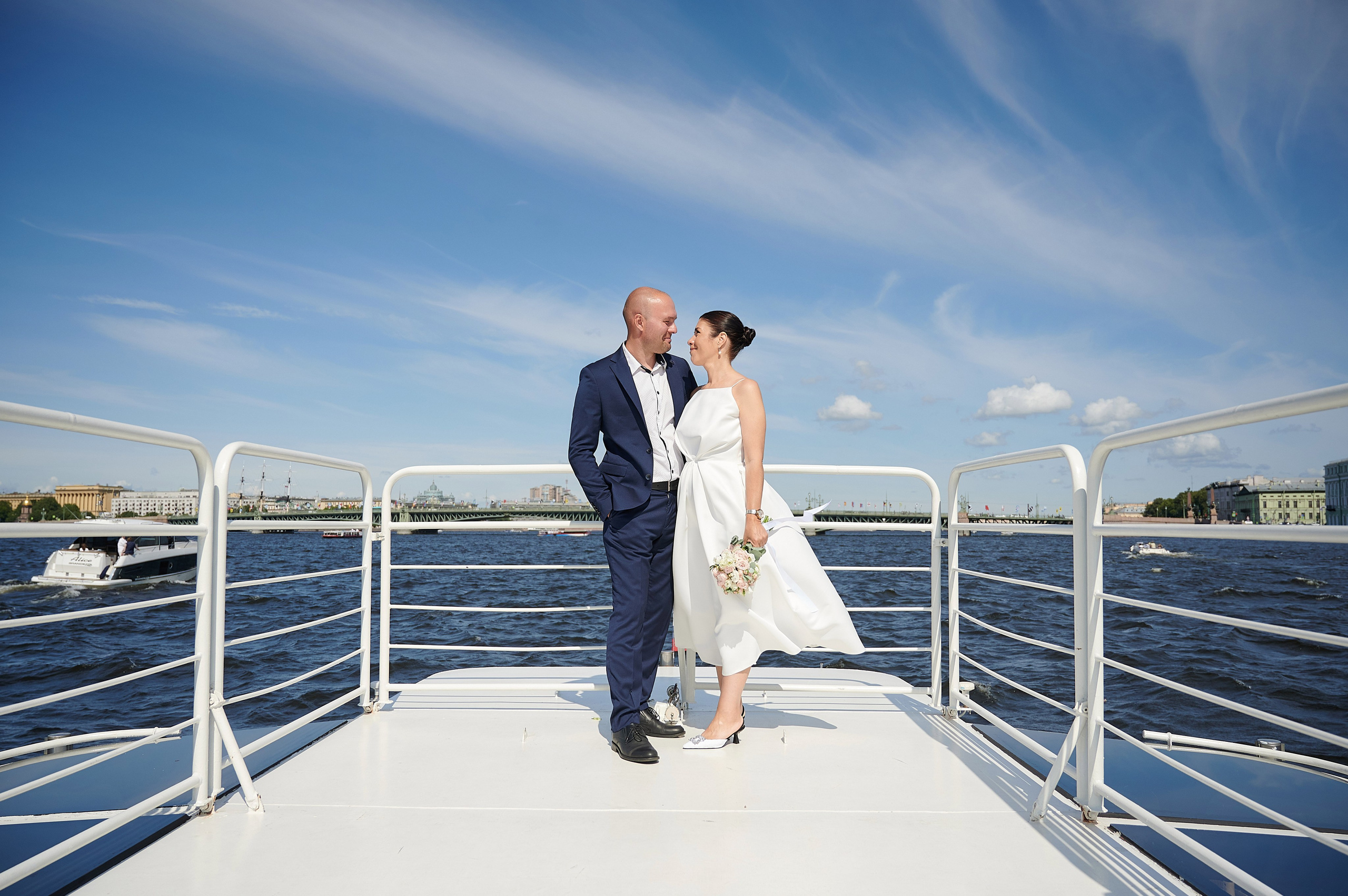 Семейный и индивидуальный фотограф на улице в Санкт-Петербурге