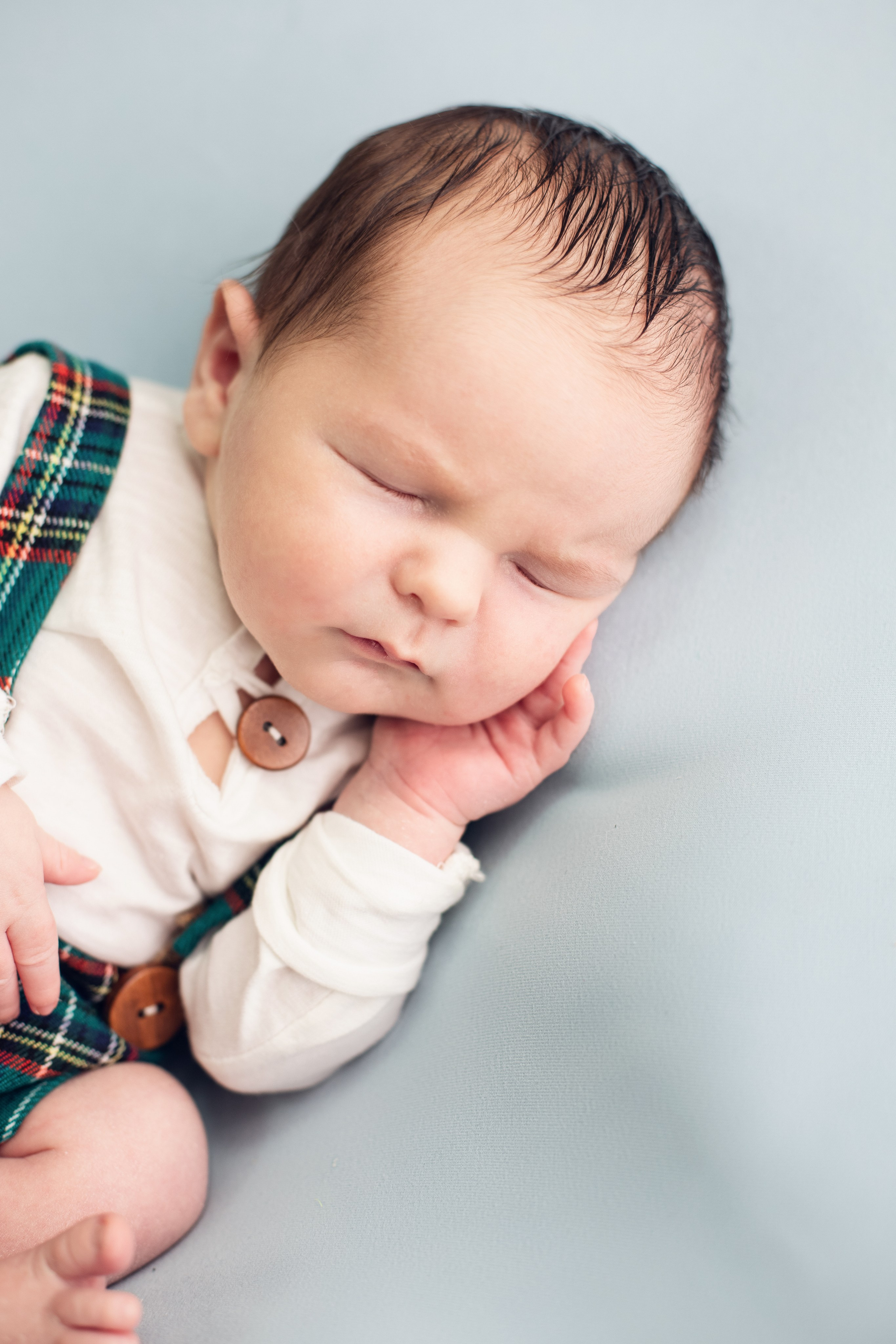 Матвей. Фотограф новорожденных в г. Россошь Виктория Нечепуренко