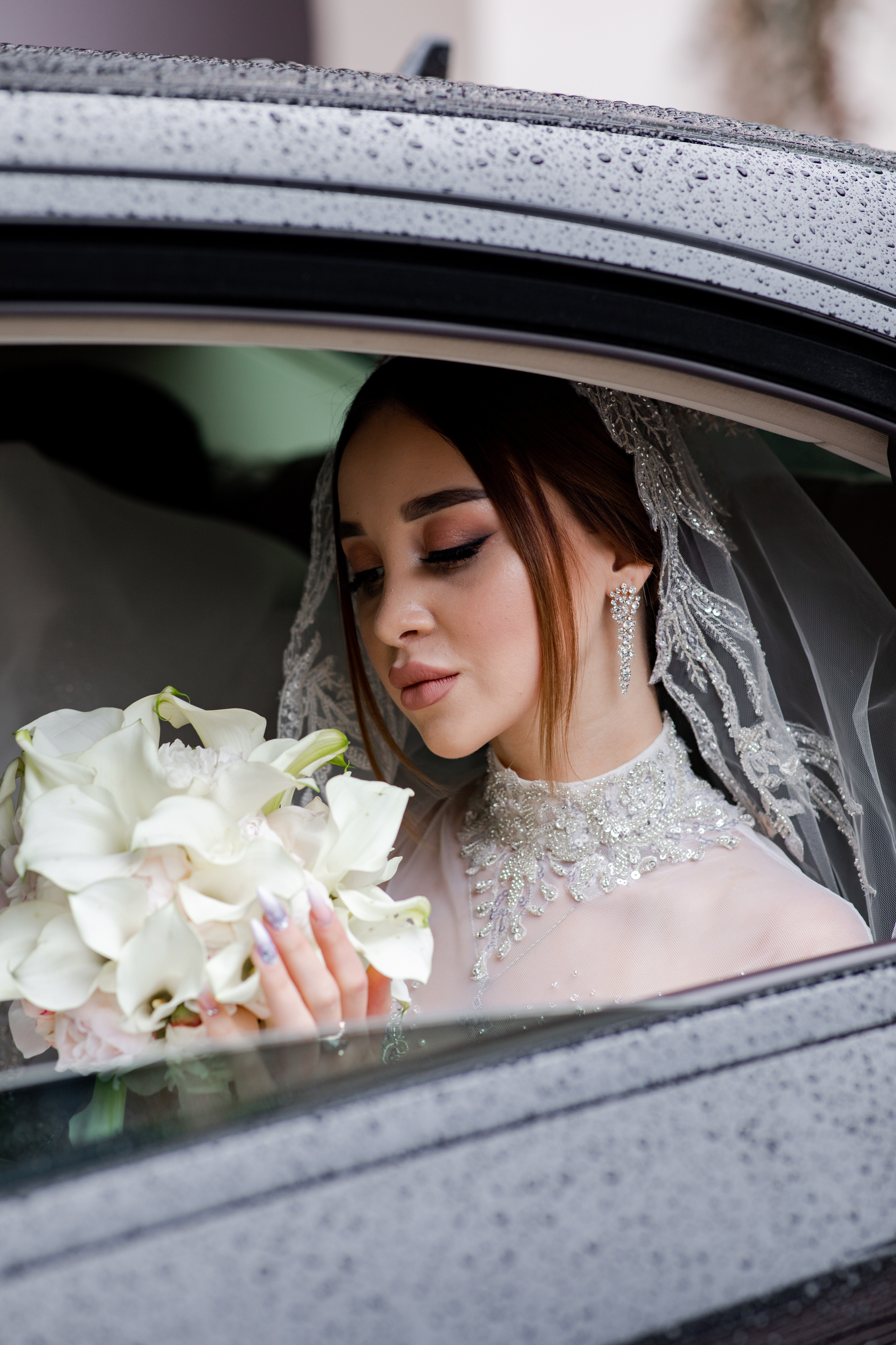 Саша и Аделина. Меня зовут Влад, я свадебный и семейный фотограф