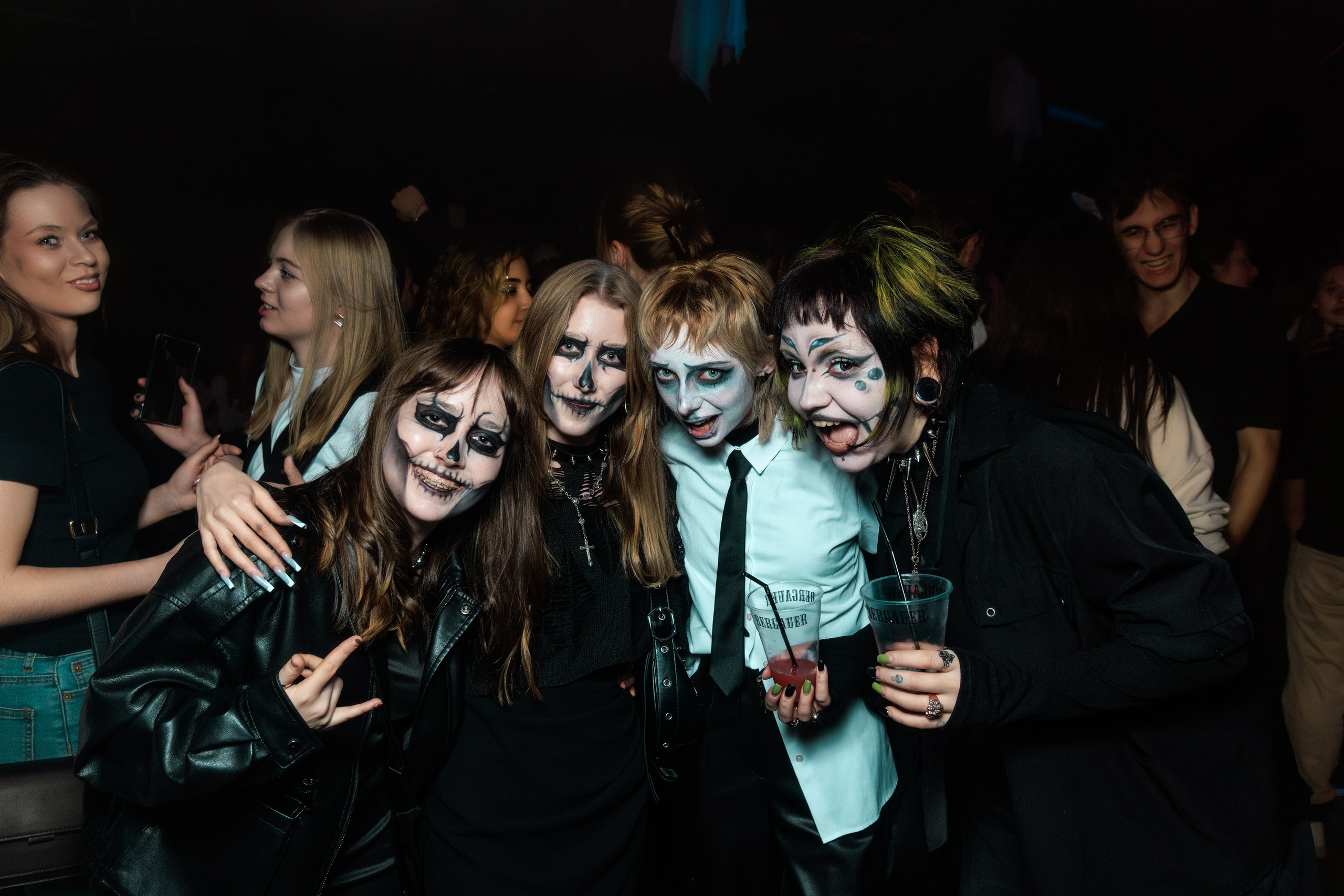 Halloween Svoboda Rave. Репортажный фотограф Екатеринбург | Яркий, качественный репортаж | Концерты, клубы, репортаж, праздники, корпоративы