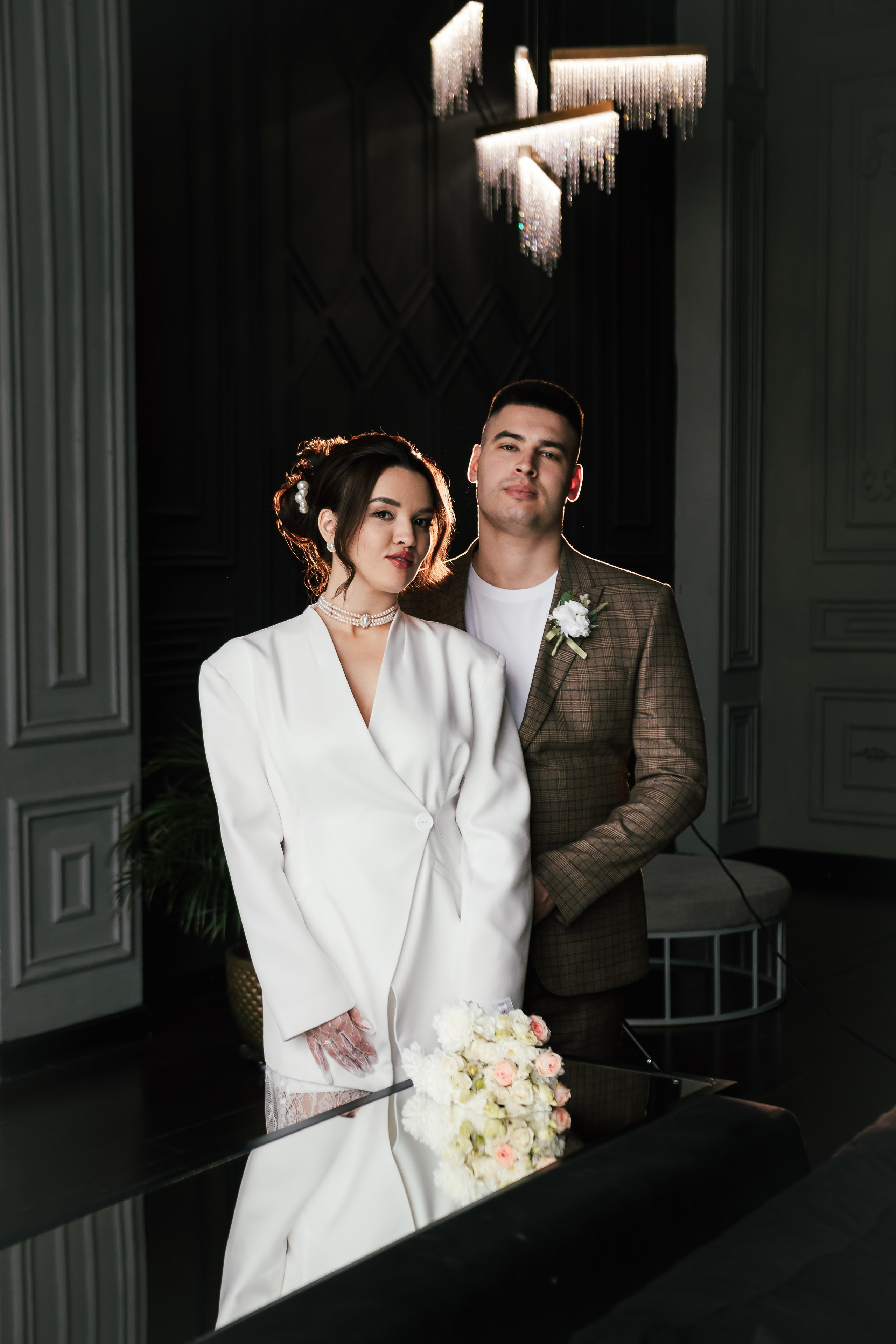 Айсылу и Влад ЗАГС Центральный и фотостудия FREEDOM. Фотограф Новосибирск