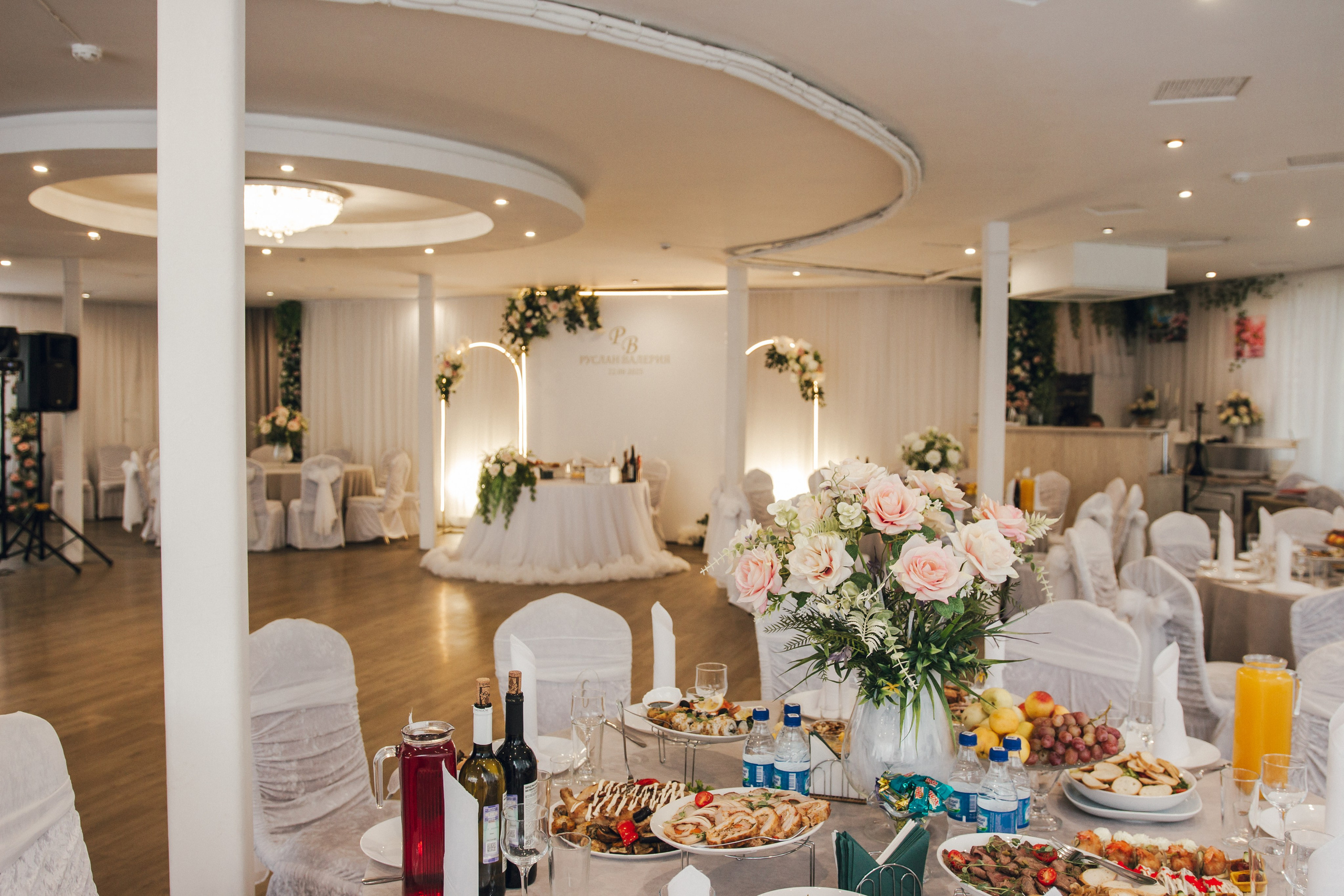 Руслан и Валерия банкет. Фотограф Новосибирск