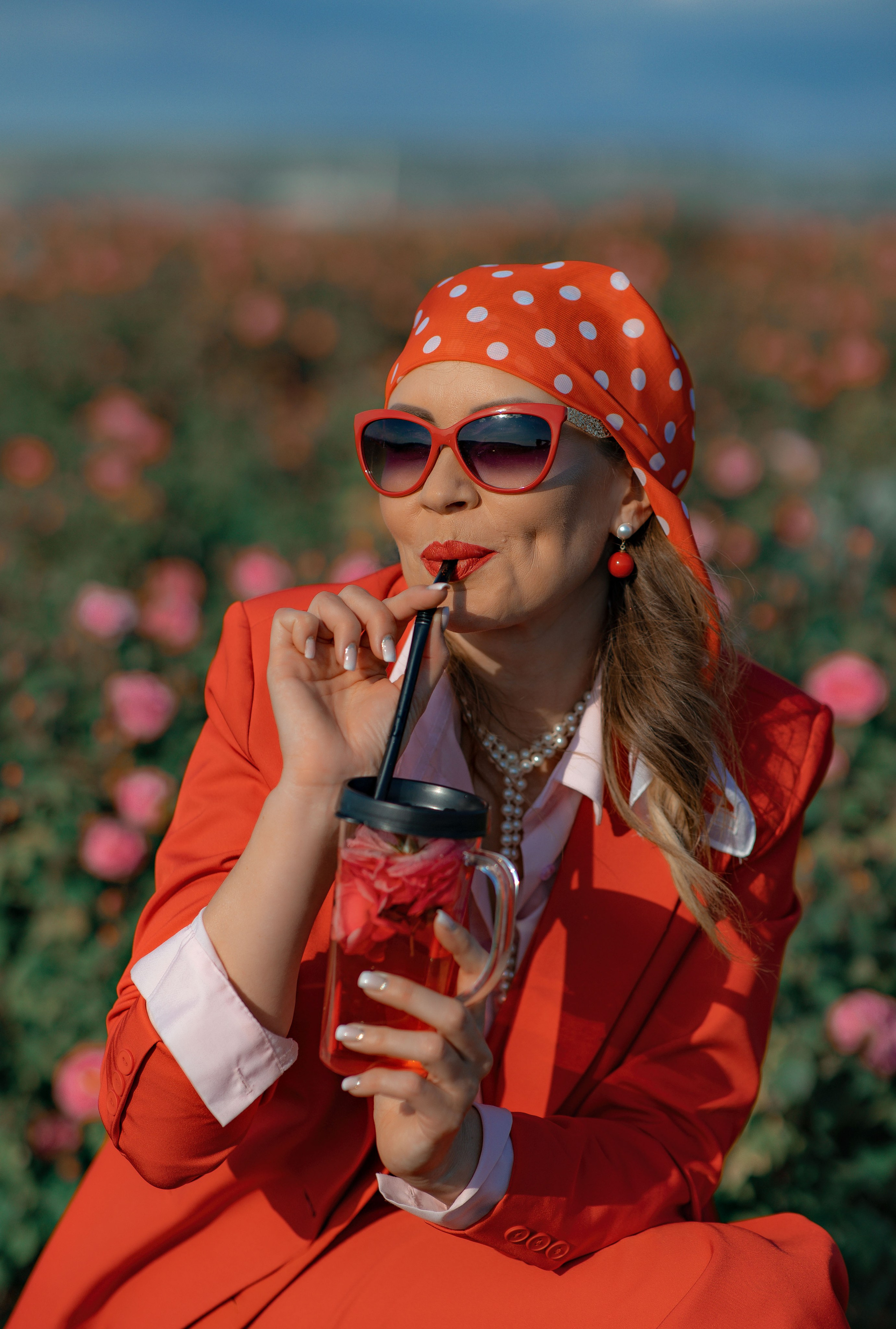 В цветении. Фотограф-стилист Крым Прокат одежды в Крыму. Фотосессии в Крыму