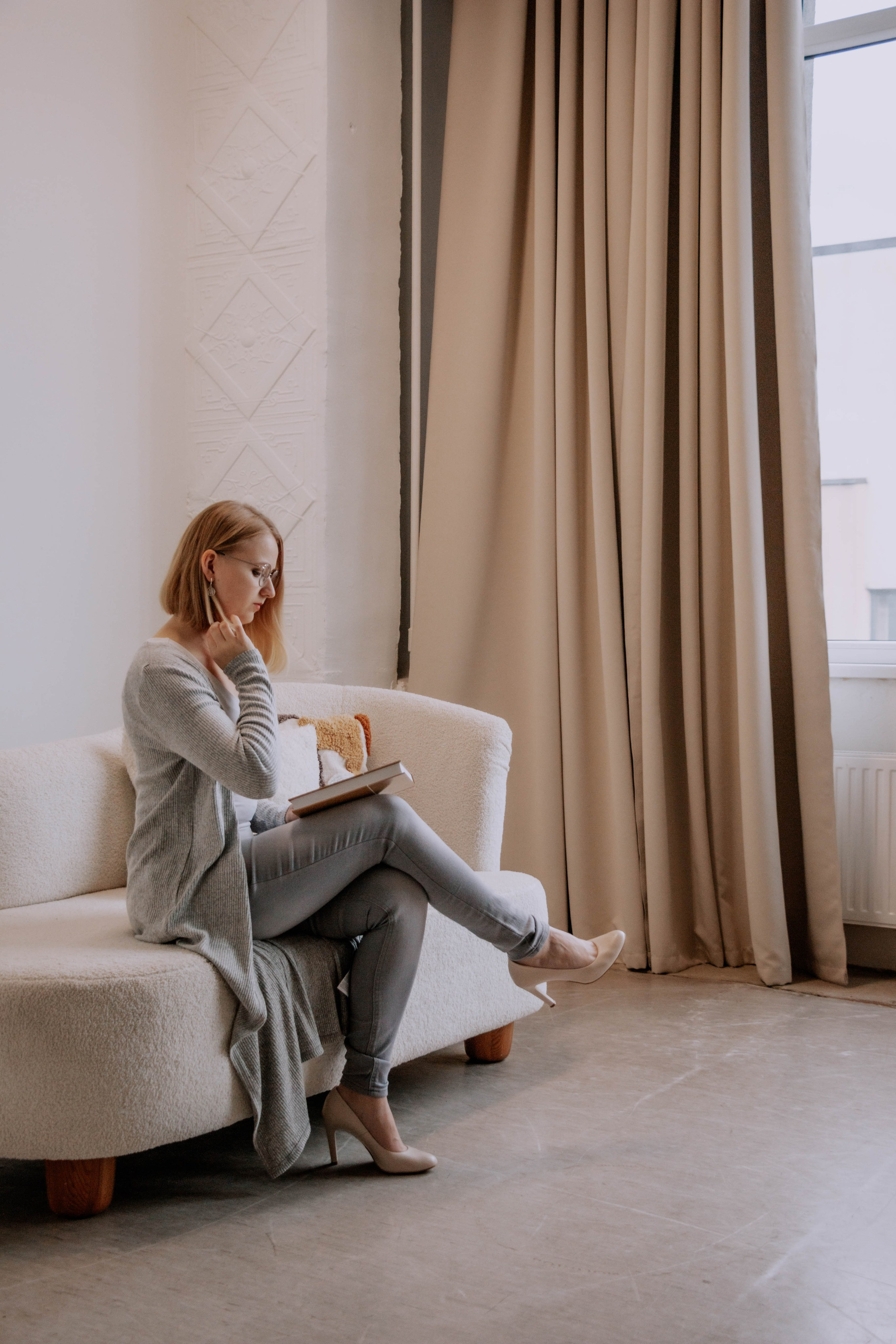 Алиса — Ароматерапевт. Бережно сохраняю ваши чувства и истории на своих фотографиях