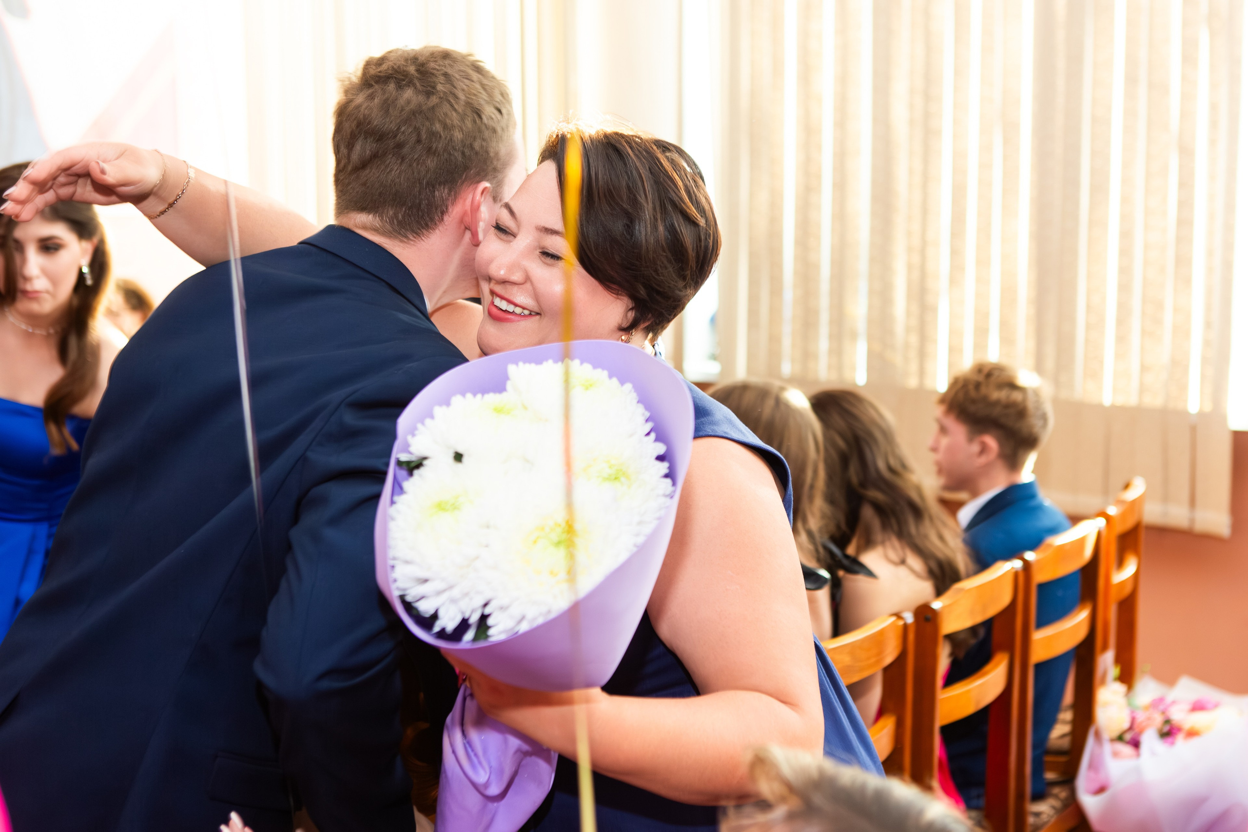 ВРУЧЕНИЕ ДИПЛОМОВ 2025 4 ШКОЛА Г.МЦЕНСК. Профессиональный фотограф в Мценске и Орловской области