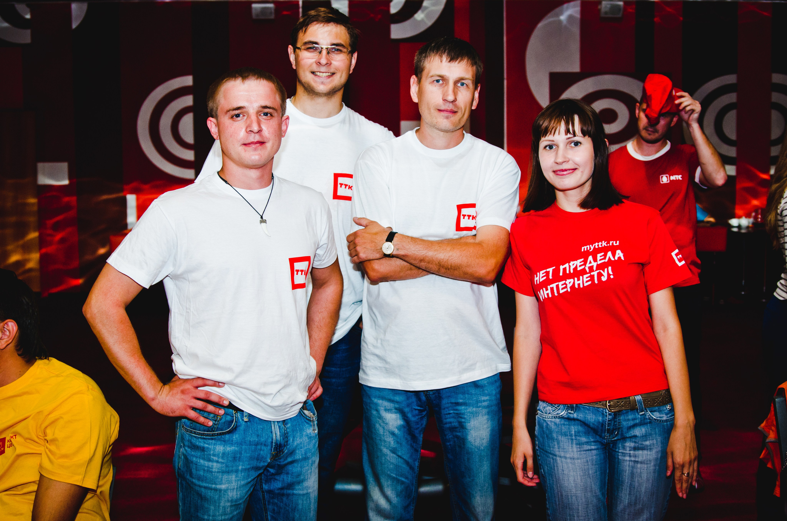 Копоратив.МТС-Теле2-Ростелеком.Боулинг. Свадебный и семейный фотограф Денис Лукьянов в Краснодаре, Краснодарском крае и Республике Крым