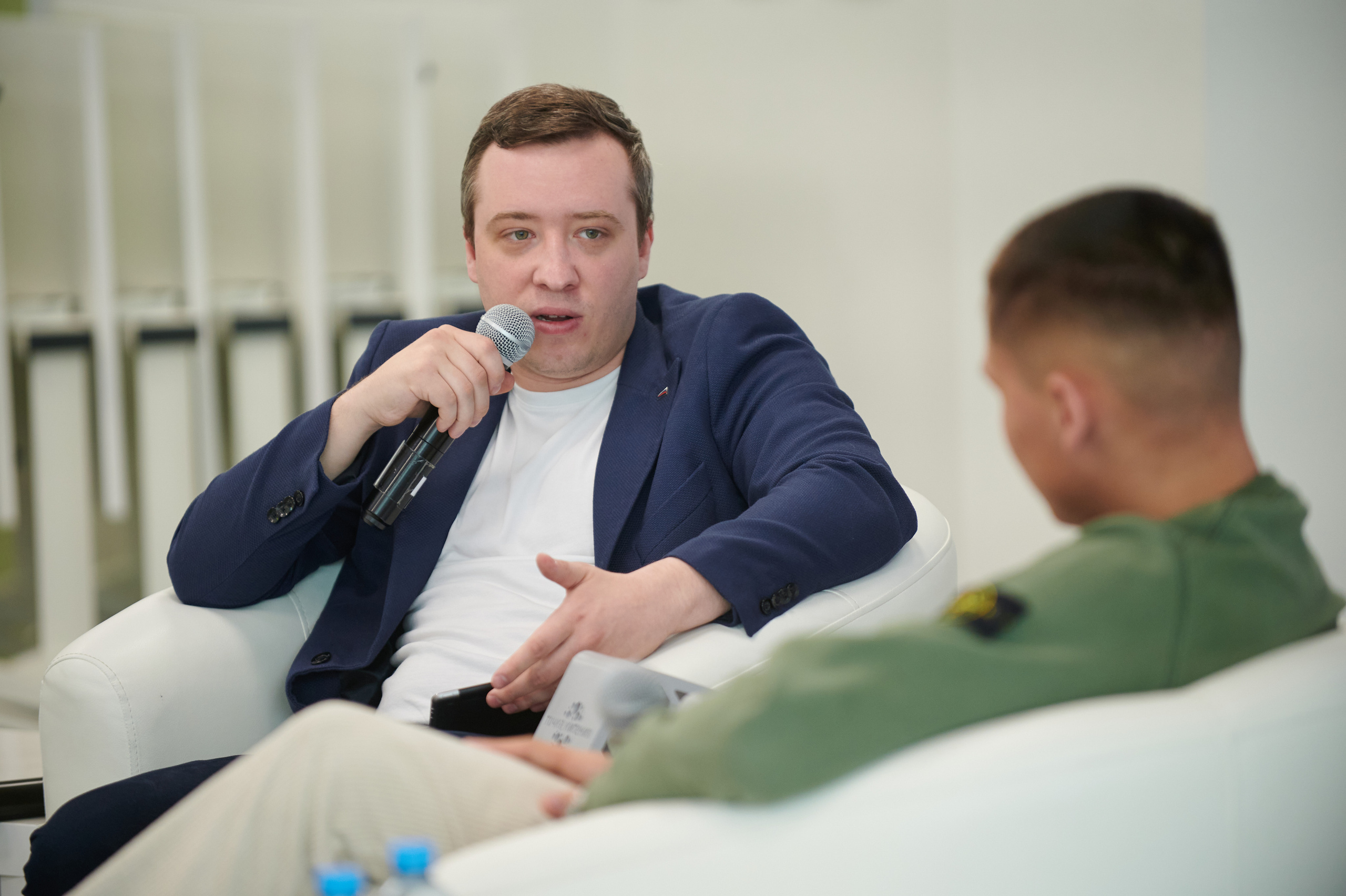 Конференция в ЕЦ. Мезенцев Евгений фотограф