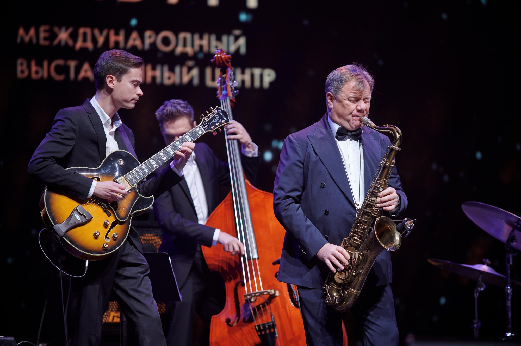 Экспо 10 лет. Мезенцев Евгений фотограф