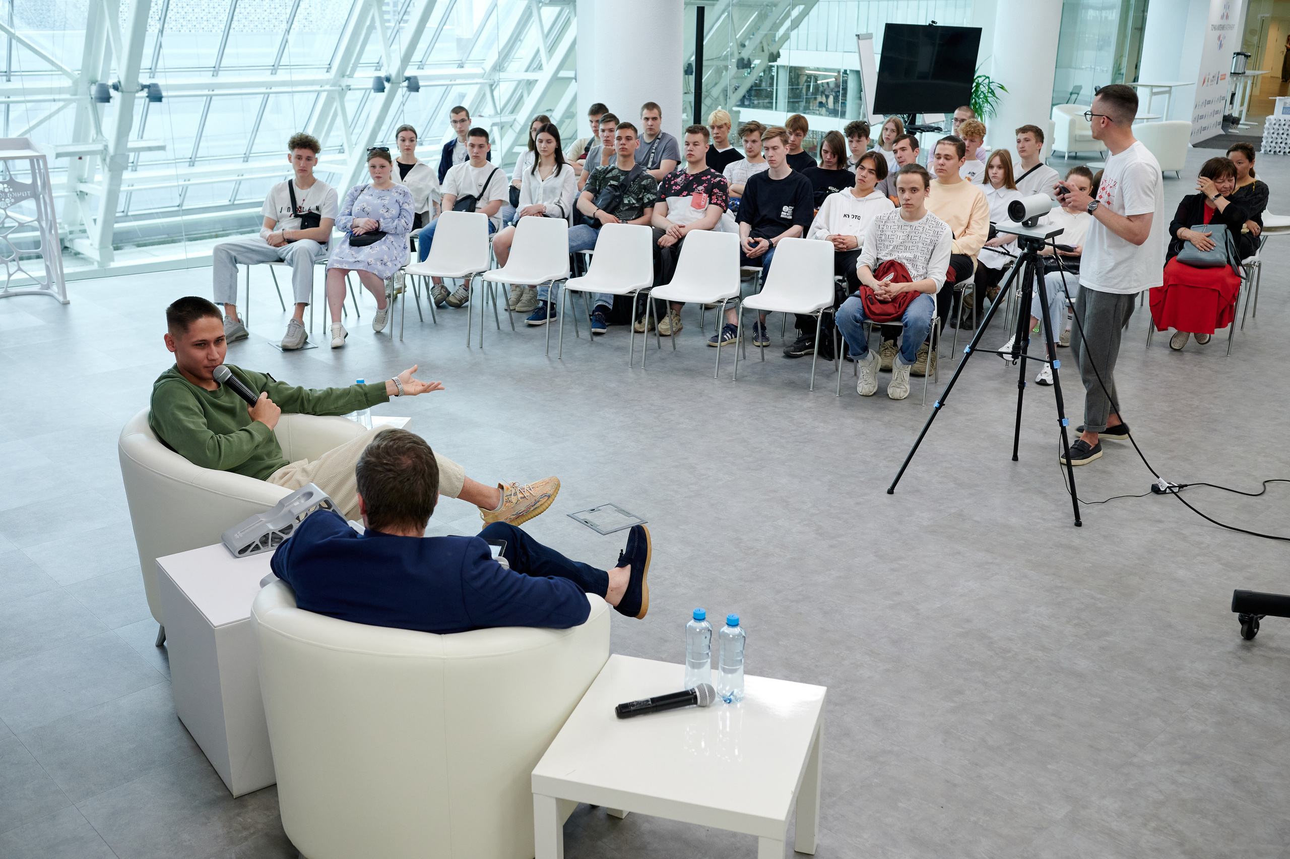 Конференция в ЕЦ. Мезенцев Евгений фотограф