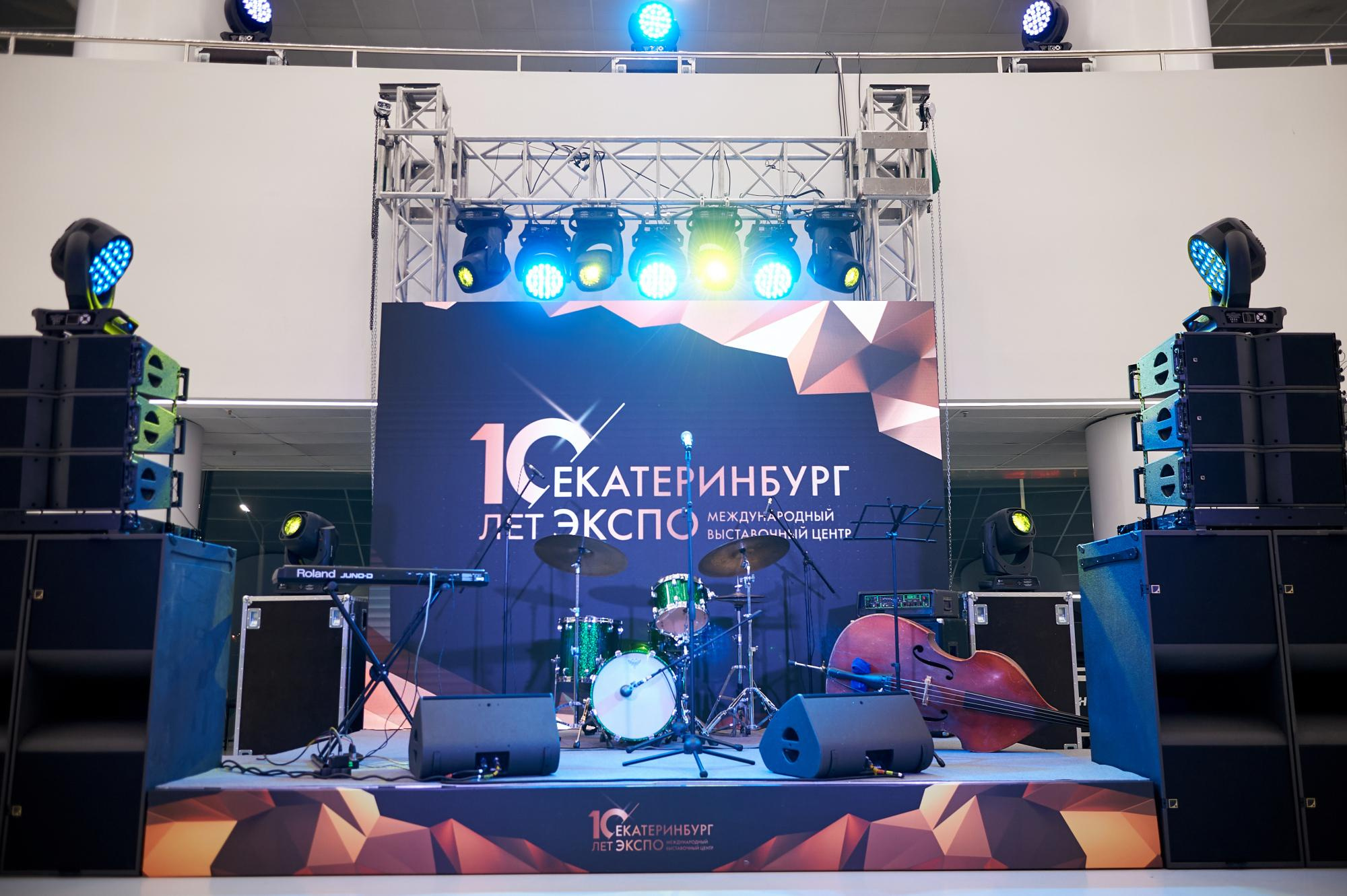 Экспо 10 лет. Мезенцев Евгений фотограф