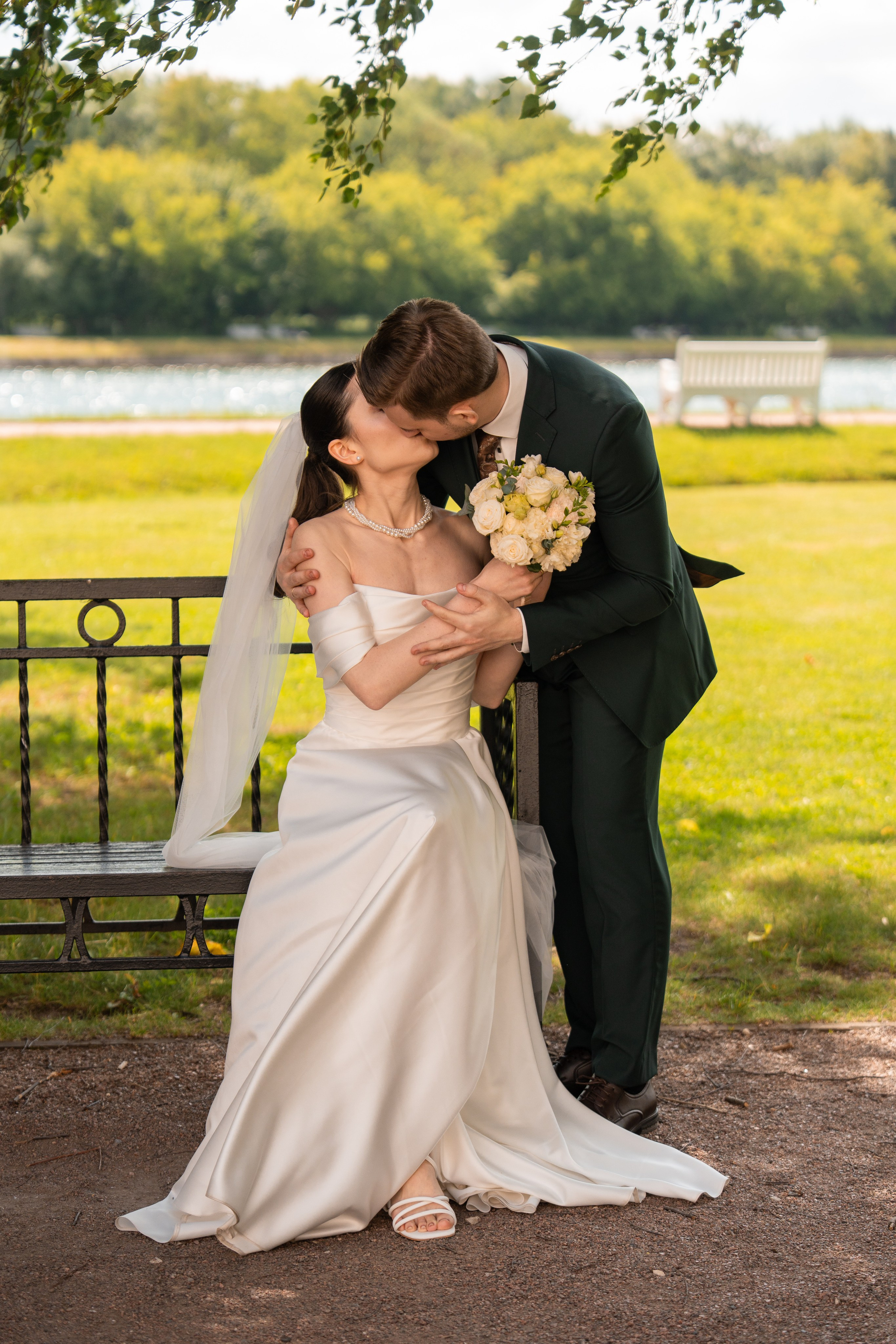 Влад и Илина в Кусково. Свадебный фотограф в Москве Анна Полушина