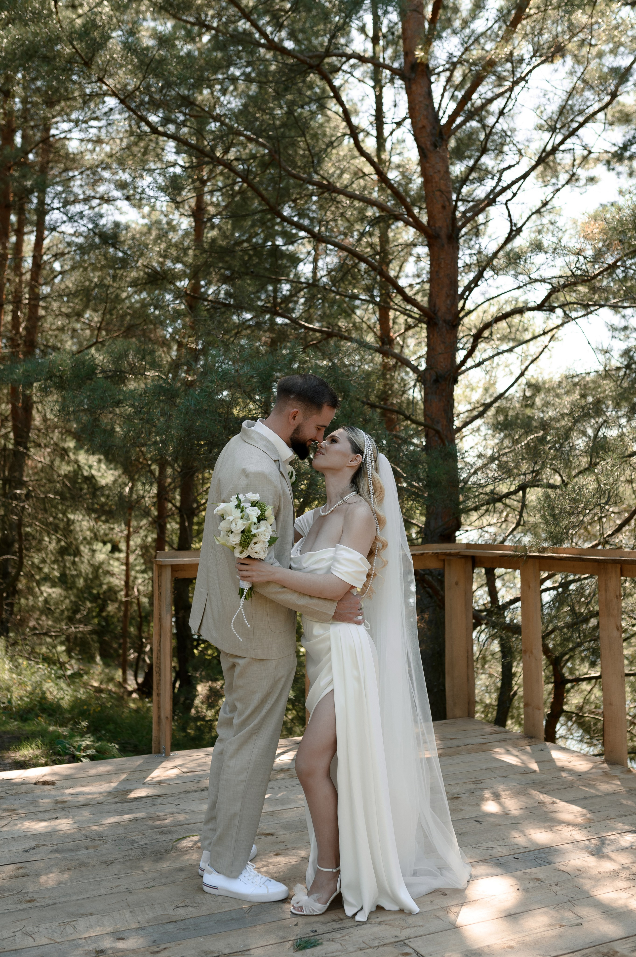 Илья & Елена. Твой личный проводник к красивым фотографиям в Старом Осколе