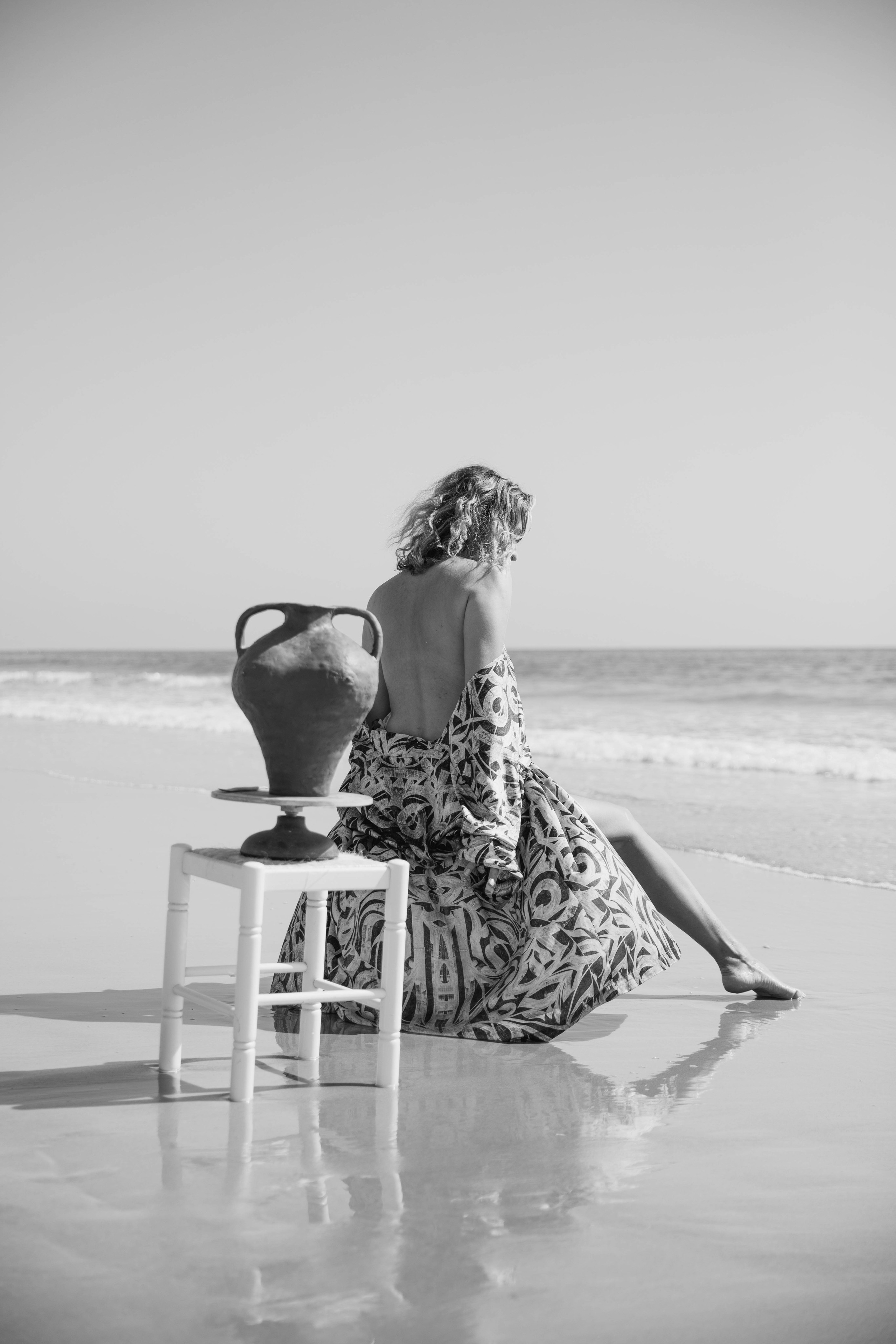 VAVA × Oksana Lomnova — A Creative Collaboration by the Ocean. Professional Photographer in Portugal. Oksana Lomnova