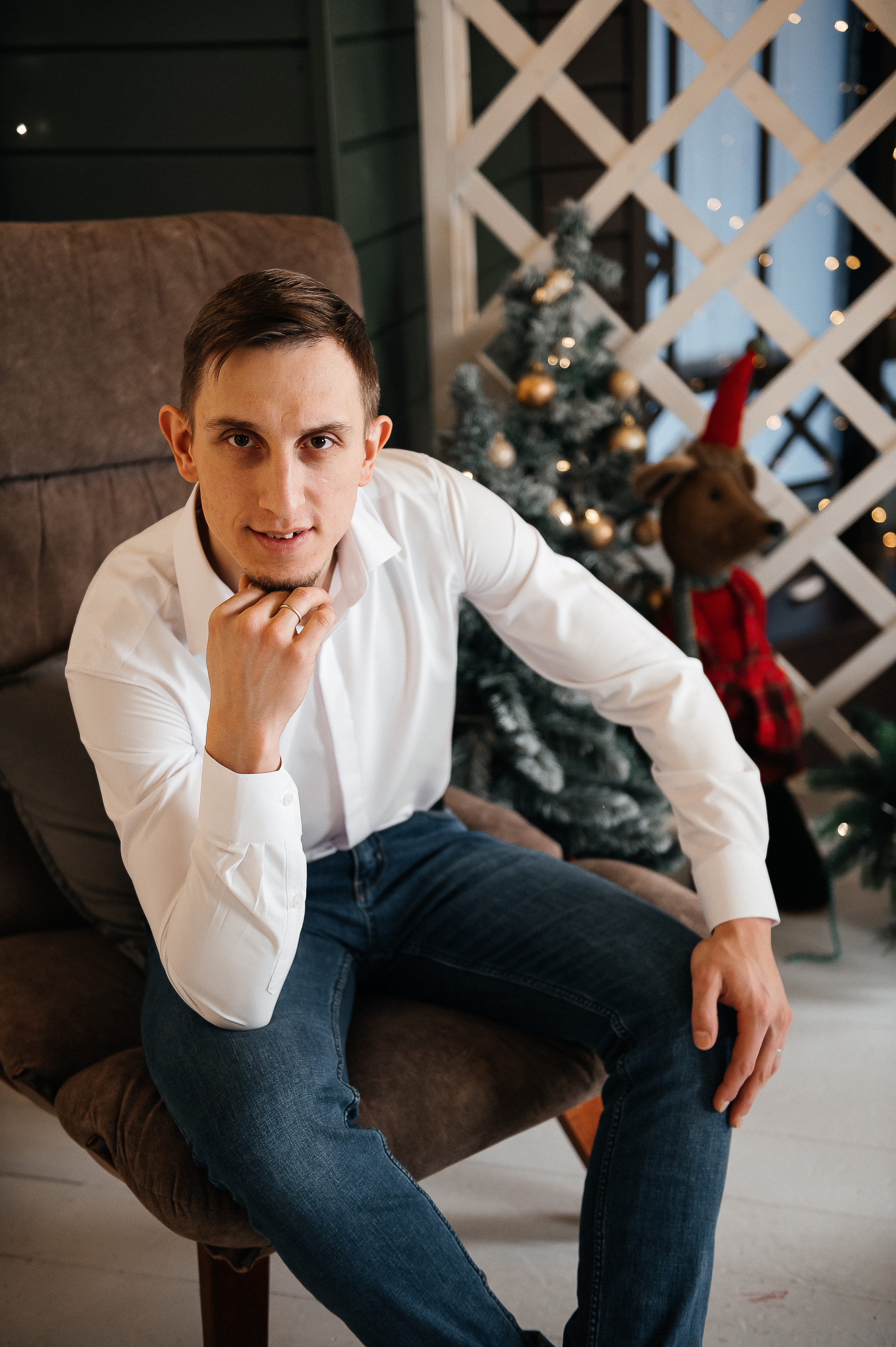 Собрались три поколения: родители, дети и внучка. Фотограф в Сургуте Светлана Гибадуллина