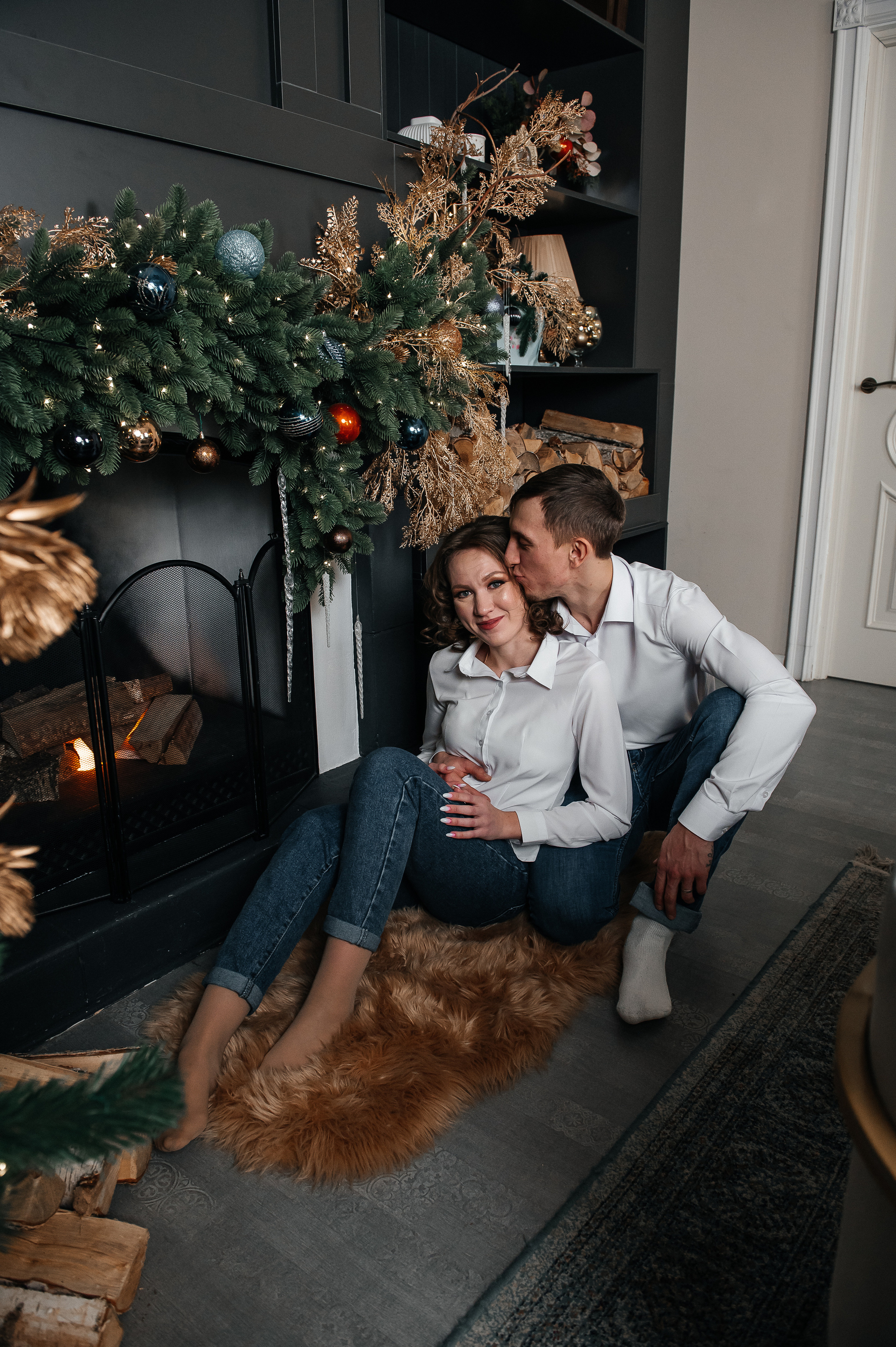 Собрались три поколения: родители, дети и внучка. Фотограф в Сургуте Светлана Гибадуллина