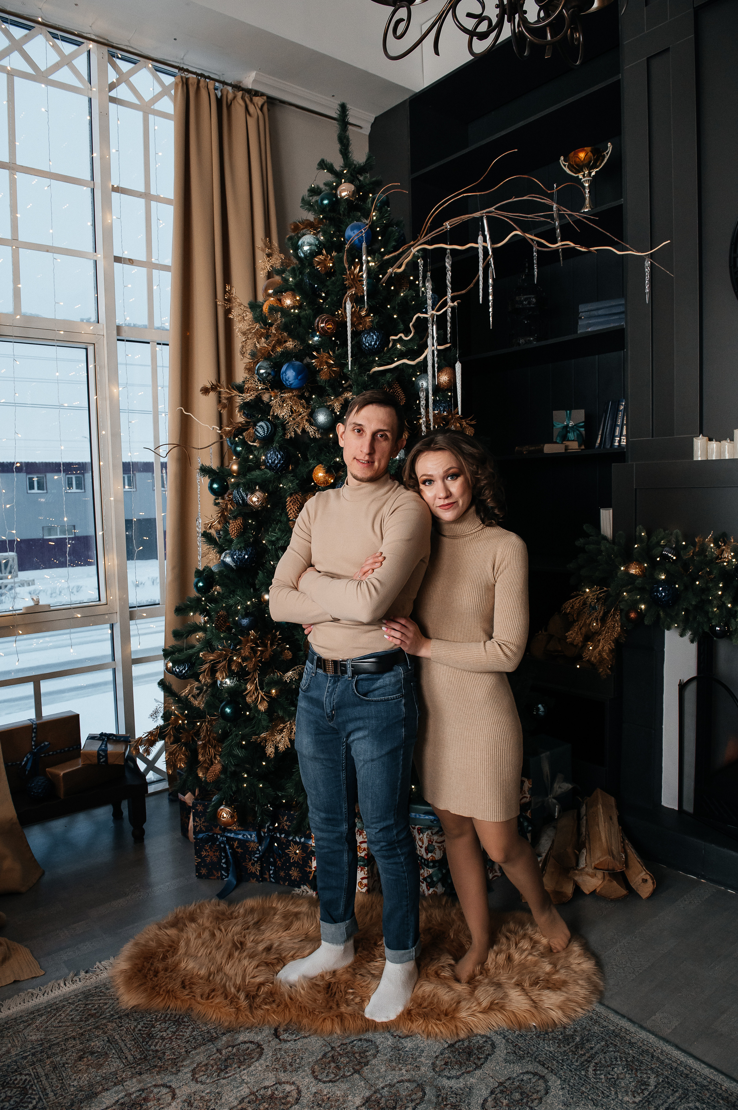 Собрались три поколения: родители, дети и внучка. Фотограф в Сургуте Светлана Гибадуллина