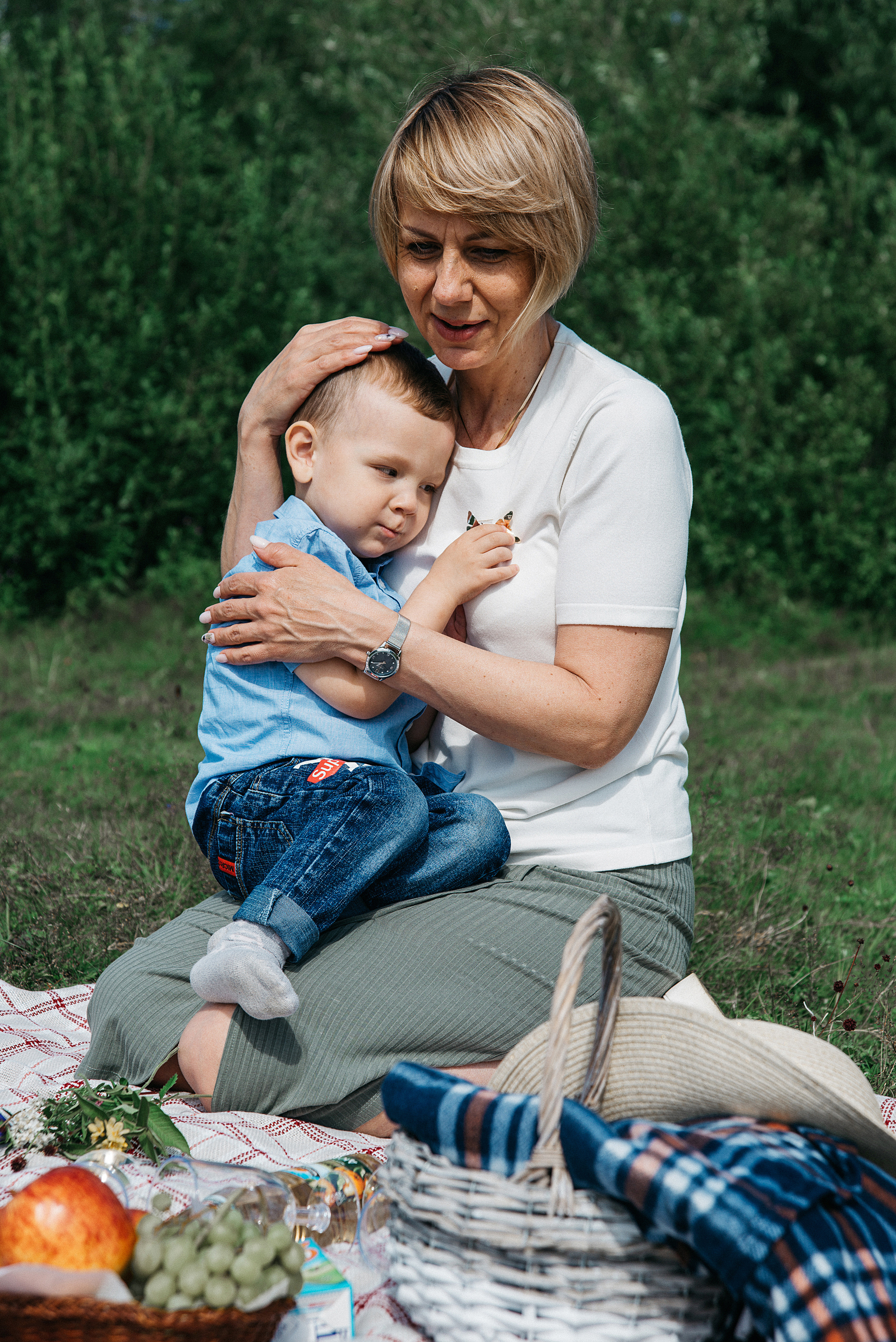 Алина устроила пикник для семьи. Фотограф в Сургуте Светлана Гибадуллина
