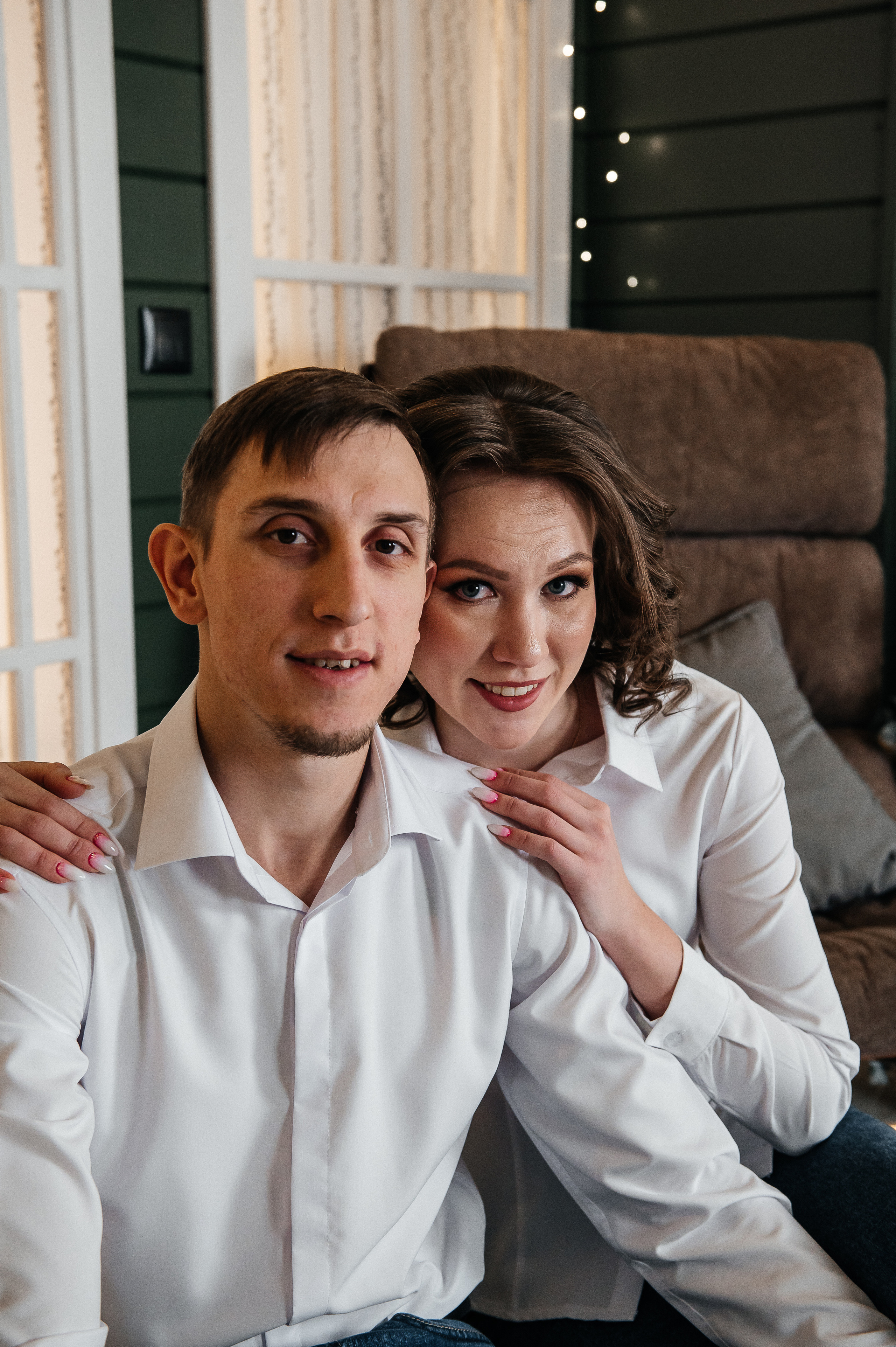 Собрались три поколения: родители, дети и внучка. Фотограф в Сургуте Светлана Гибадуллина