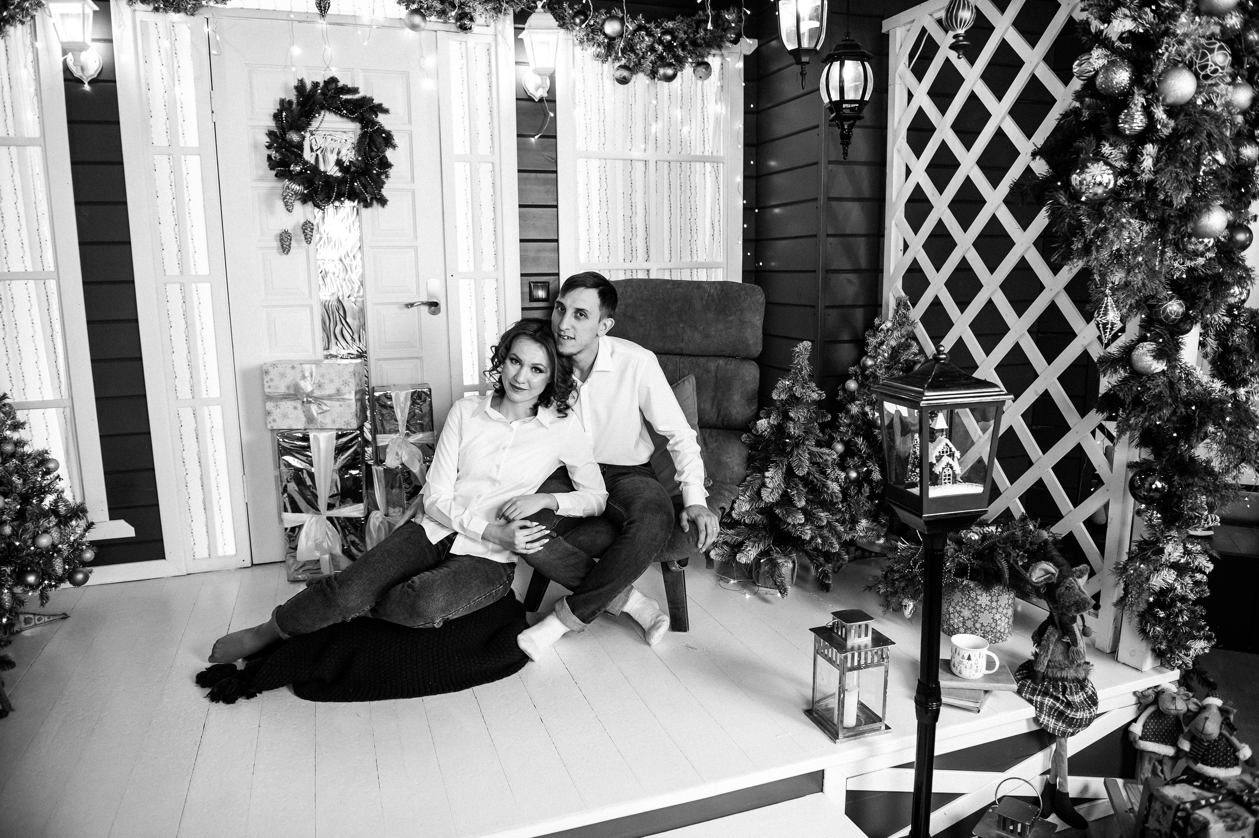 Собрались три поколения: родители, дети и внучка. Фотограф в Сургуте Светлана Гибадуллина