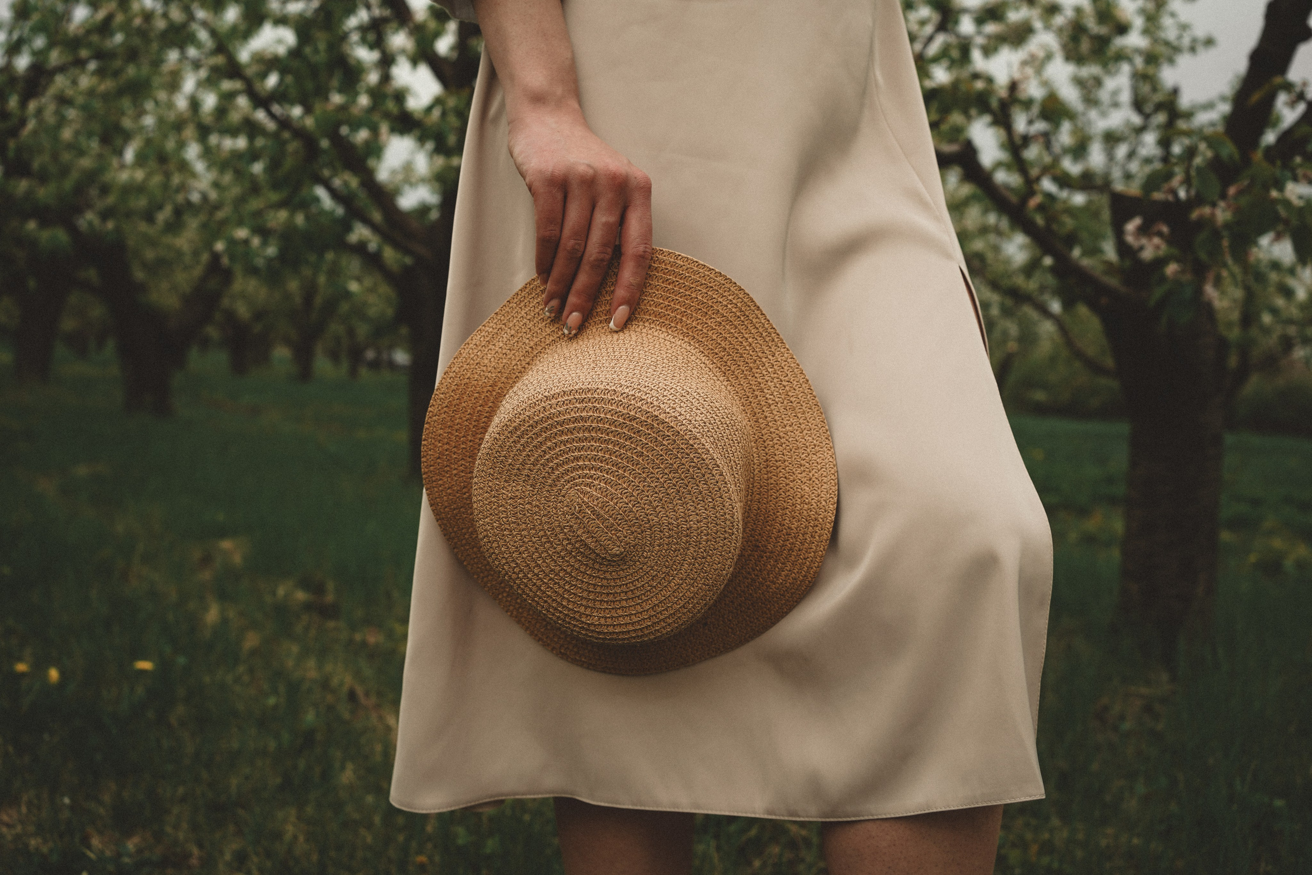 Фотосессия в цветущем саду в пос. Мускатный. Фотограф Ростов-на-Дону. Свадебный фотограф в Ростове-на-Дону. Таинство Крещения и Венчания, семейные фотосессии. Алёна Чёботова