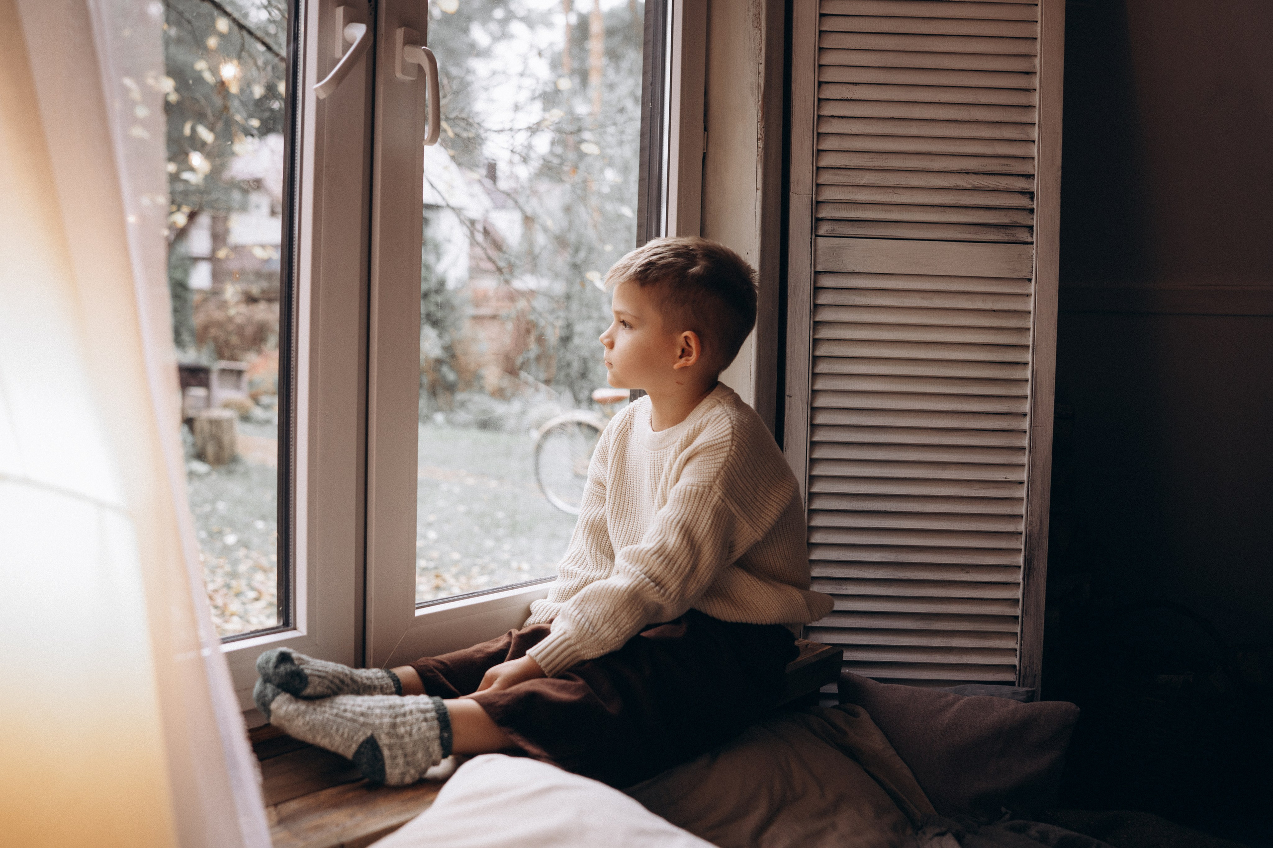 Яна и Ильсур, загородная Фотостудия. Фотограф Новорожденных в Москве. Семейные истории в стиле LIFE