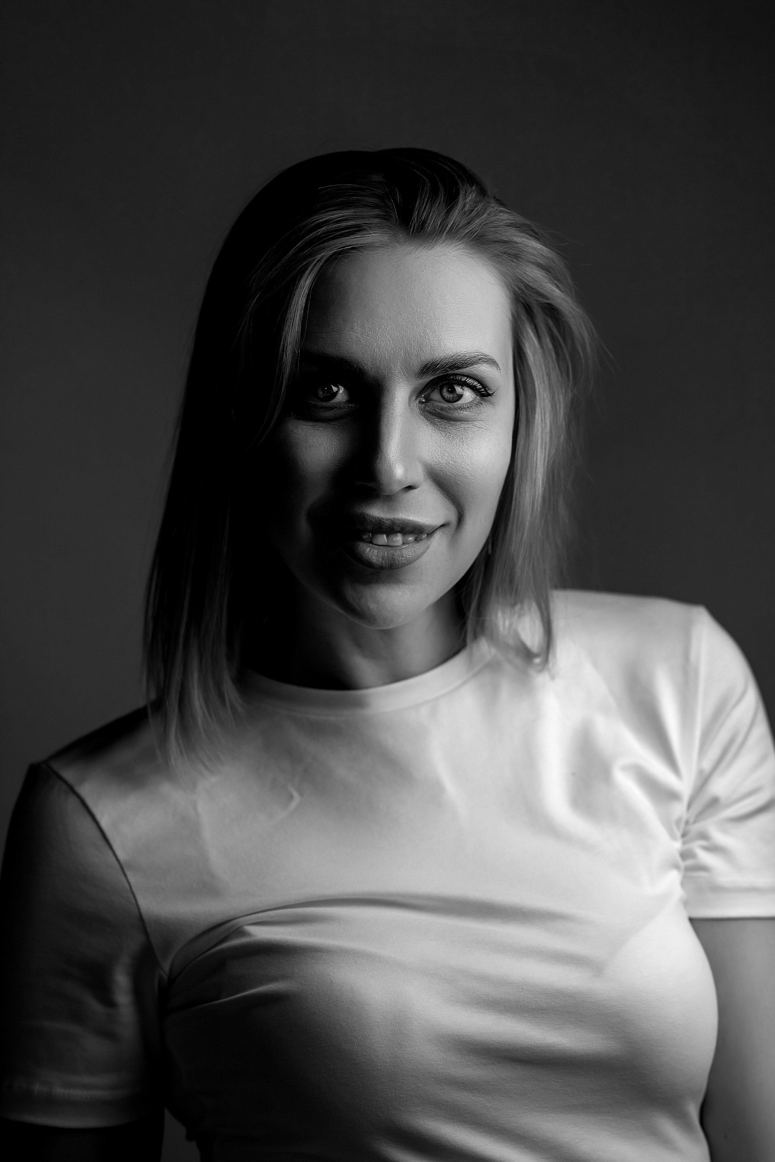 СТУДИЙНЫЙ минимализм ЖЕНСКИЙ. Фотограф Алина Лебедь