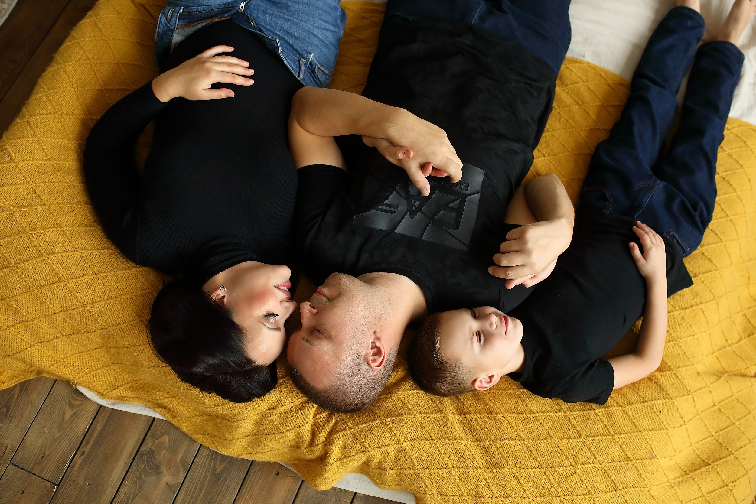 Фотосессии в ожидании малыша. Свадебный и семейный фотограф и видеограф в Екатеринбурге Полянские Тимур и Анастасия