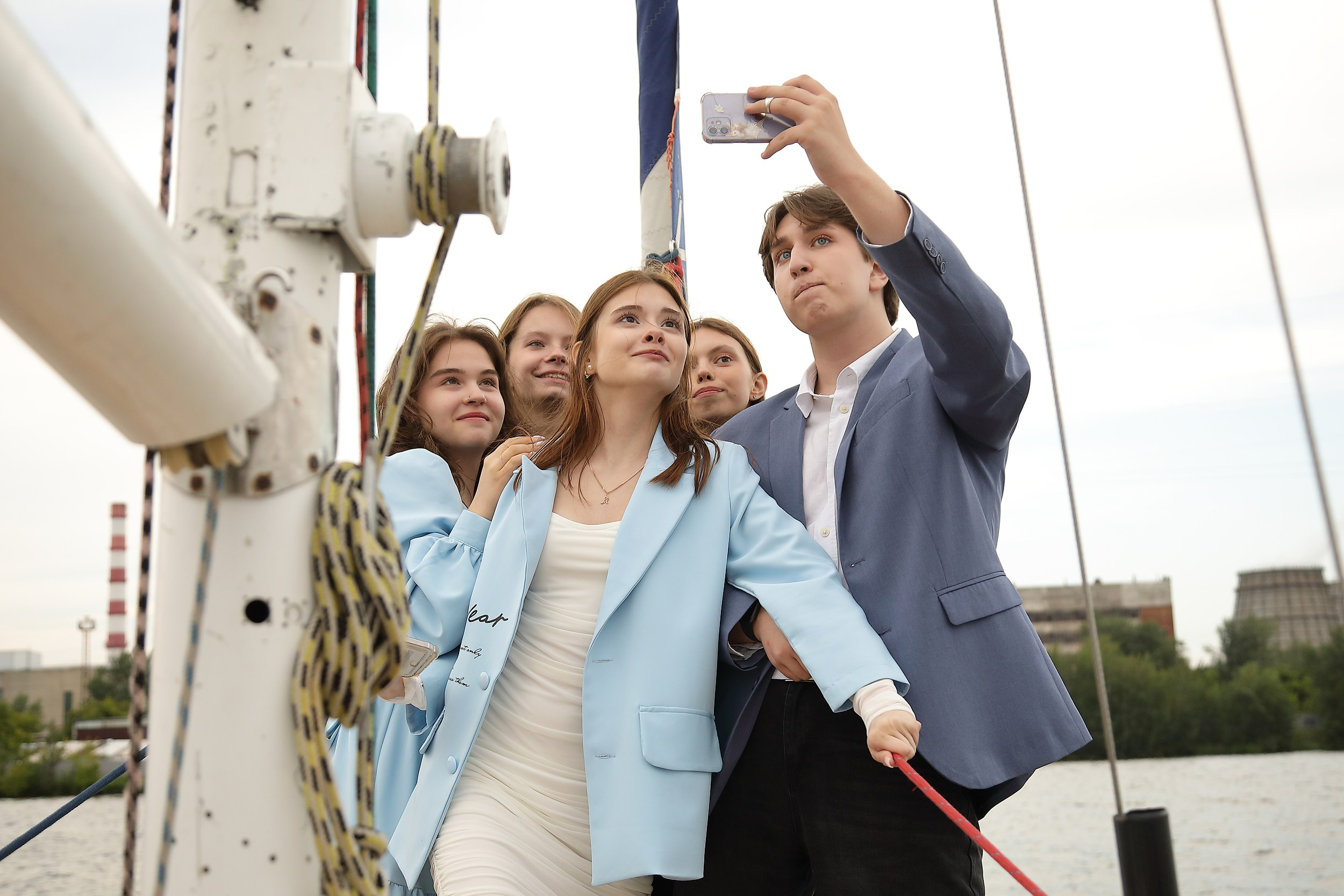 катание на яхтах выпускной вечер