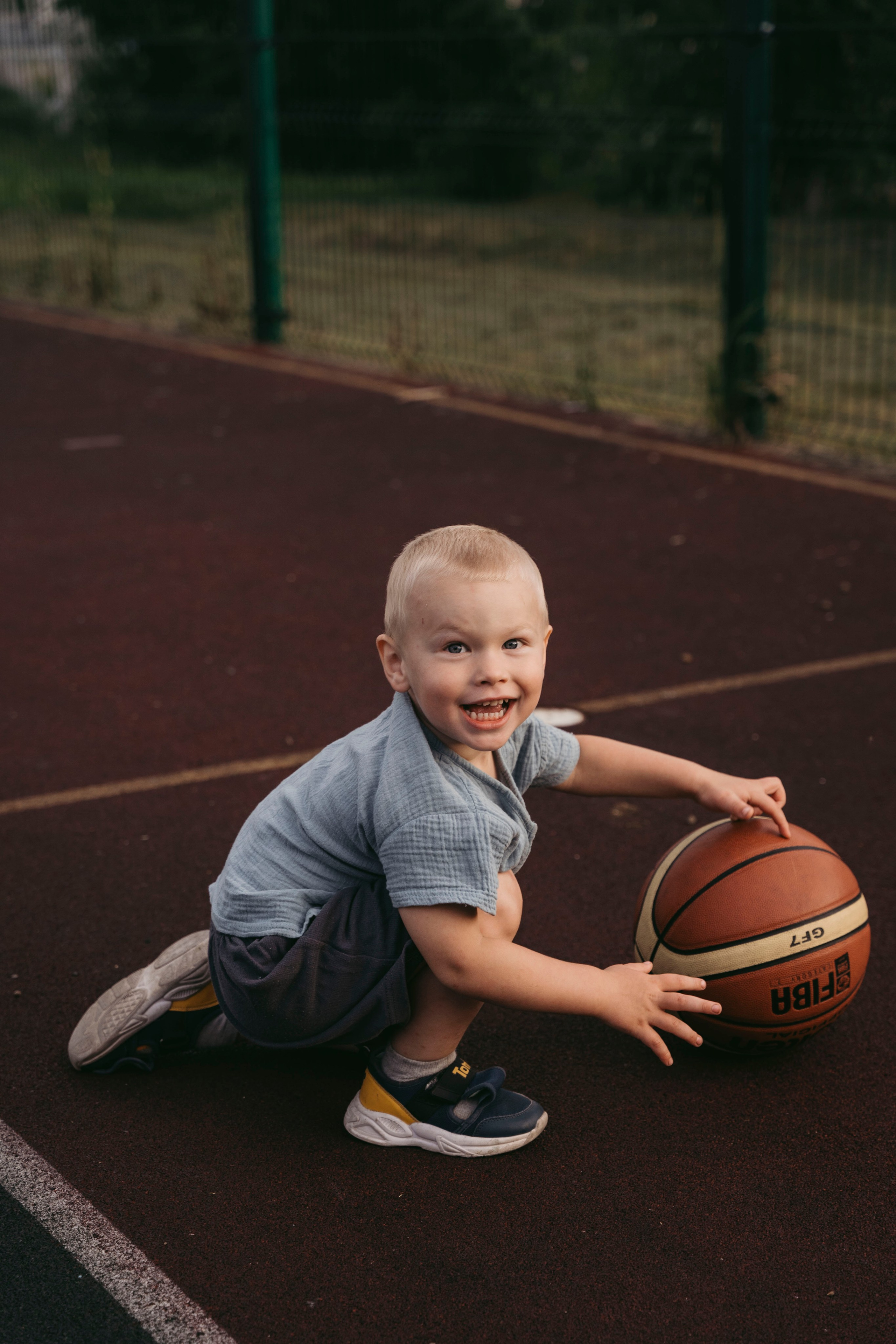 На улице. Фотограф Волгоград Ксения Устинова