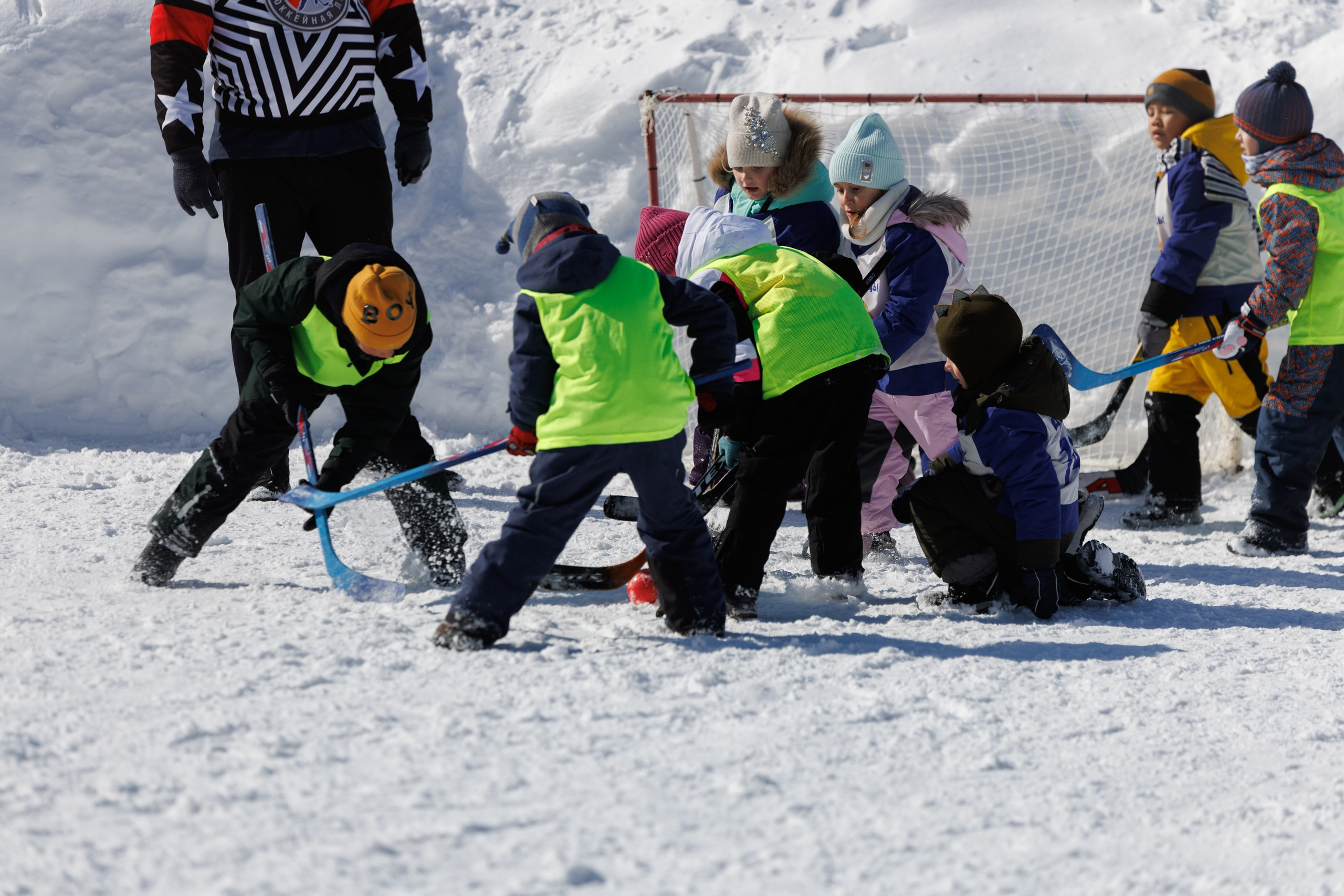 XIII чемпионат  по «ХОККЕЮ В ВАЛЕНКАХ». Свадебный, семейный и репортажный фотограф в Южно-Сахалинске Артур Петросян