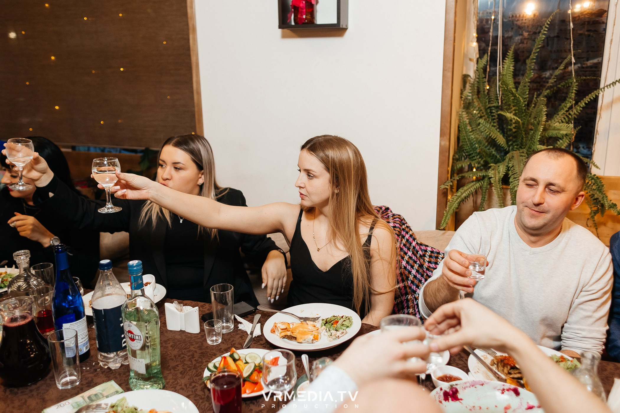 8 марта в кафе «кАмпот»